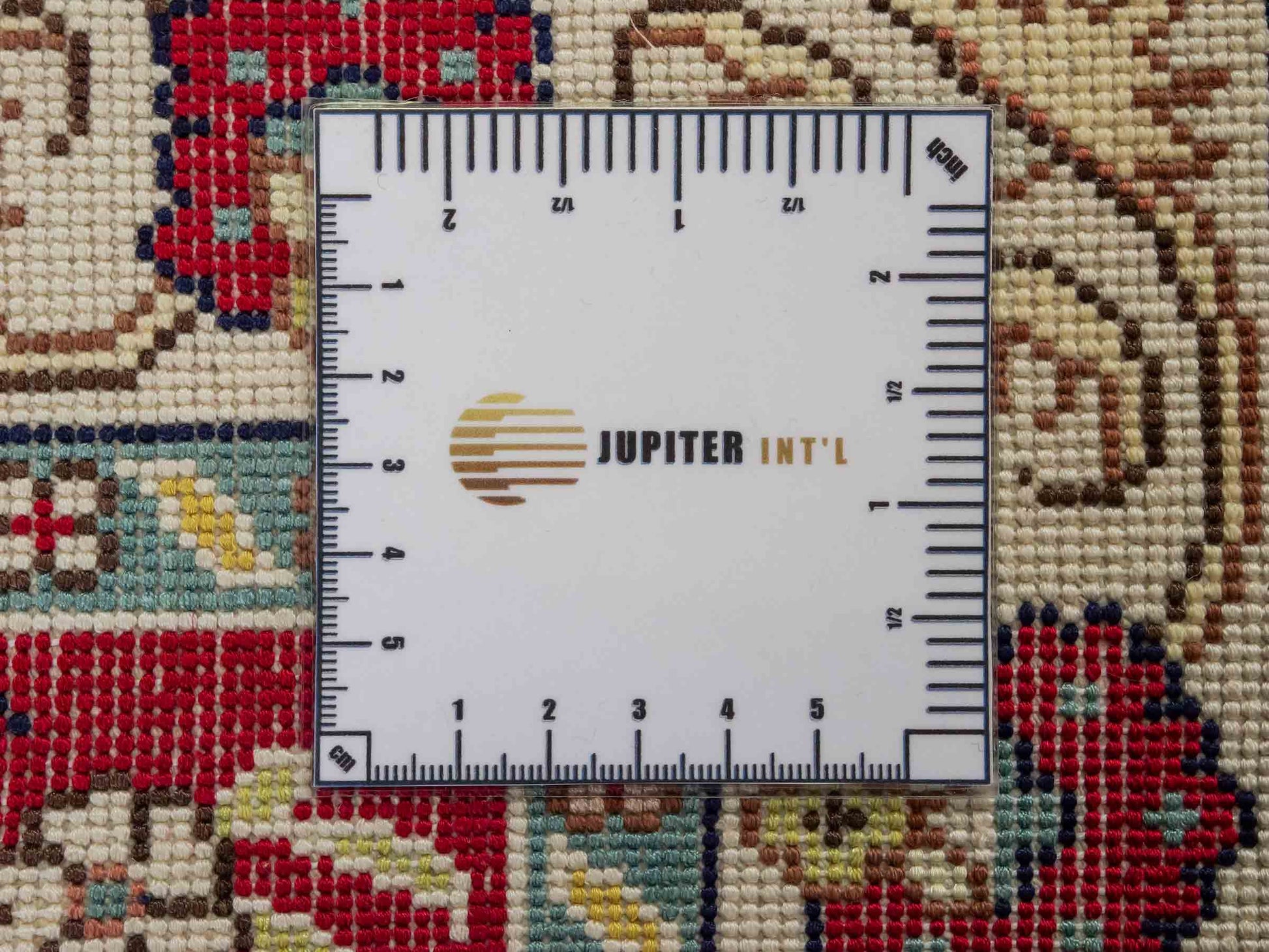 Feiner, handgeknüpfter, chinesischer Orientteppich mit Hereke Design aus Kunstseide, rot, creme, blau. 86x58 cm. Verkauf durch Jupiter Intl.
