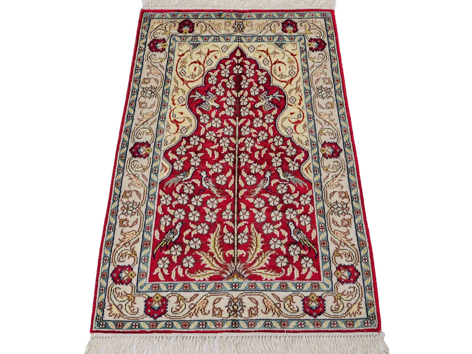 Feiner, handgeknüpfter, chinesischer Orientteppich mit Hereke Design aus Kunstseide, rot, creme, blau. 86x58 cm. Verkauf durch Jupiter Intl.