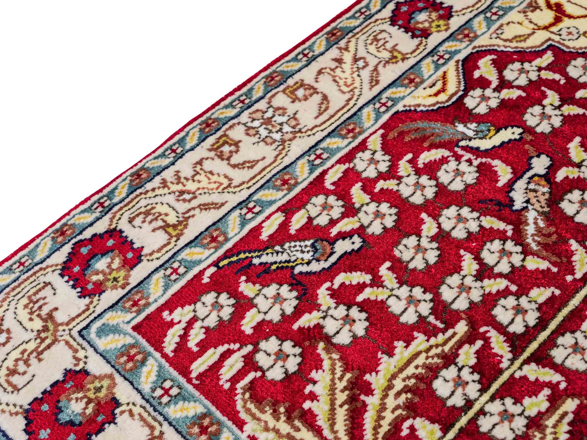 Feiner, handgeknüpfter, chinesischer Orientteppich mit Hereke Design aus Kunstseide, rot, creme, blau. 89x58 cm. Verkauf durch Jupiter Intl.