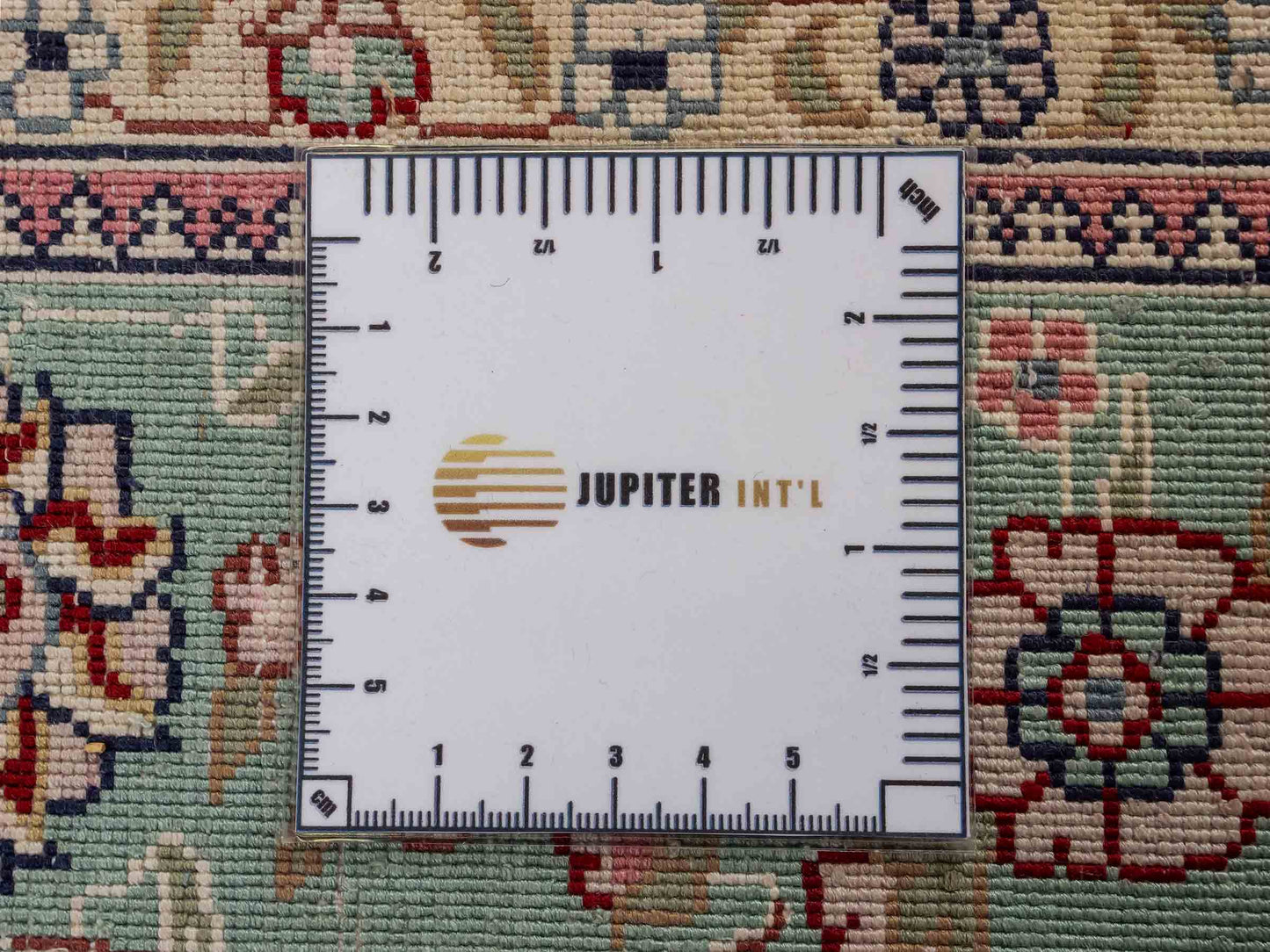Sehr feiner, handgeknüpfter China Hereke Orientteppich aus Viskose, creme, weiß, blau, rot. 190x123 cm. Verkauf durch Jupiter Intl.