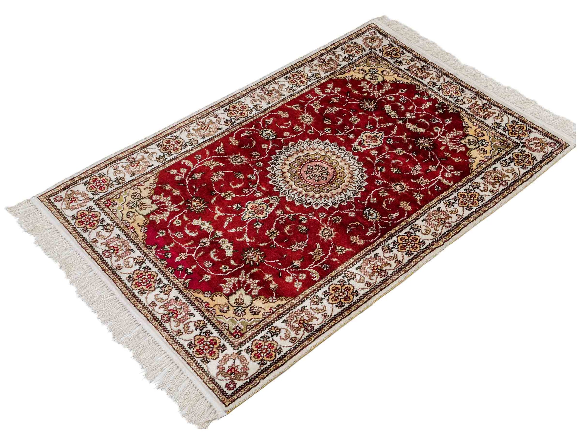 Feiner, handgeknüpfter Nain Orientteppich aus Kunstseide, rot, creme. 117x77 cm. Verkauf durch Jupiter Intl.