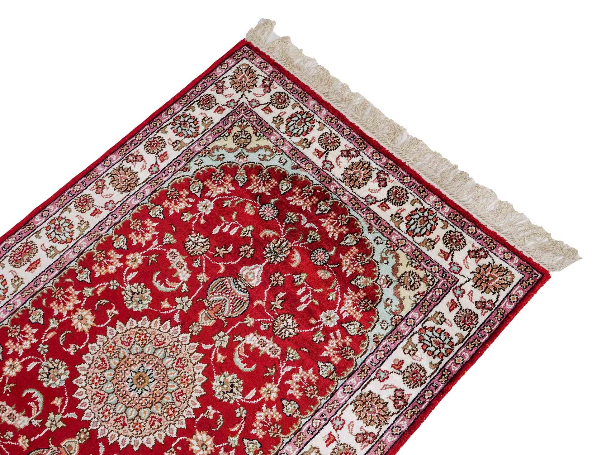 Feiner, handgeknüpfter, chinesischer Orientteppich mit Nain Design aus Kunstseide, rot, creme, weiß. 119x76 cm. Verkauf durch Jupiter Intl.