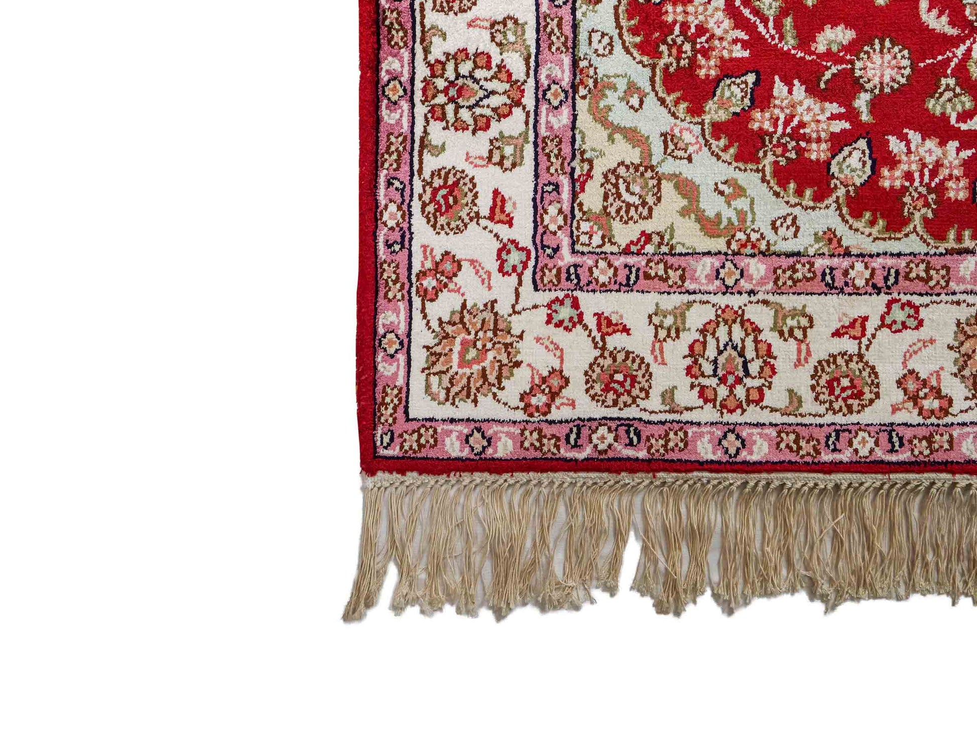 Feiner, handgeknüpfter, chinesischer Orientteppich mit Nain Design aus Kunstseide, rot, creme, weiß. 119x76 cm. Verkauf durch Jupiter Intl.