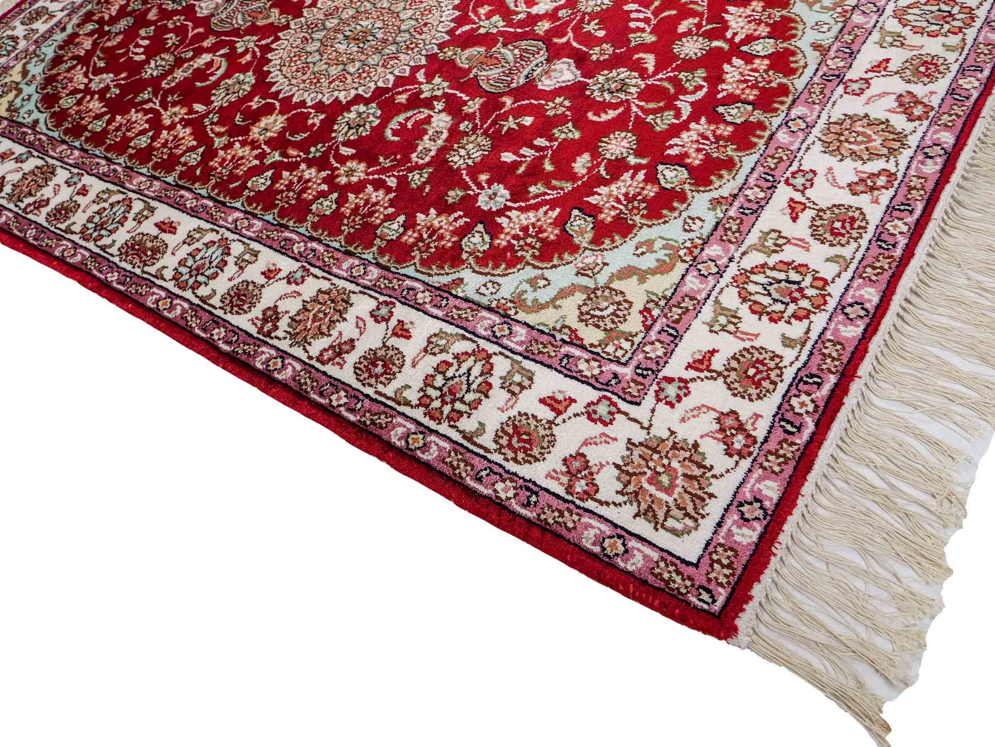 Feiner, handgeknüpfter, chinesischer Orientteppich mit Nain Design aus Kunstseide, rot, creme, weiß. 119x76 cm. Verkauf durch Jupiter Intl.