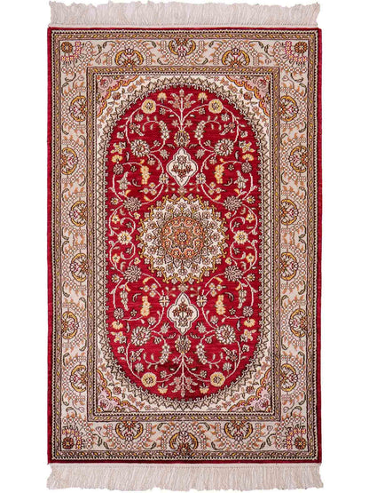 Feiner, handgeknüpfter, chinesischer Orientteppich mit Nain Design aus Kunstseide, rot, weiß, creme. 120x75 cm. Verkauf durch Jupiter Intl.