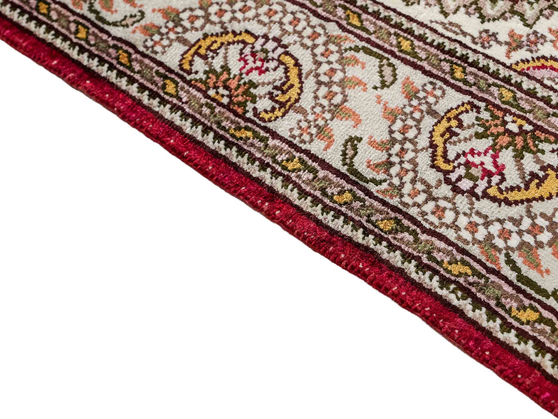 Feiner, handgeknüpfter, chinesischer Orientteppich mit Nain Design aus Kunstseide, rot, weiß, creme. 120x75 cm. Verkauf durch Jupiter Intl.