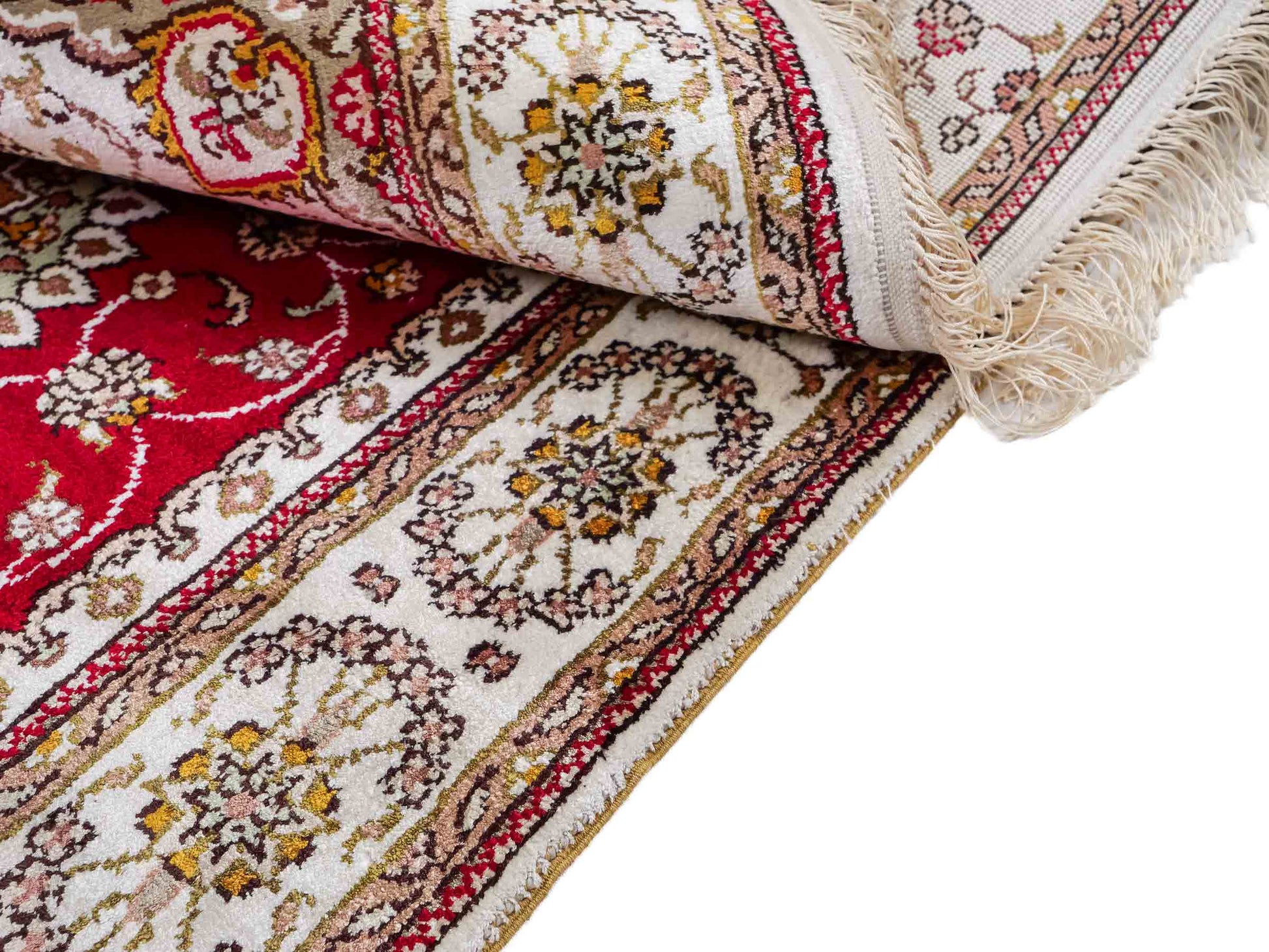 Feiner, handgeknüpfter, chinesischer Orientteppich mit Nain Design aus Kunstseide, rot, creme, weiß. 120x77 cm. Verkauf durch Jupiter Intl.