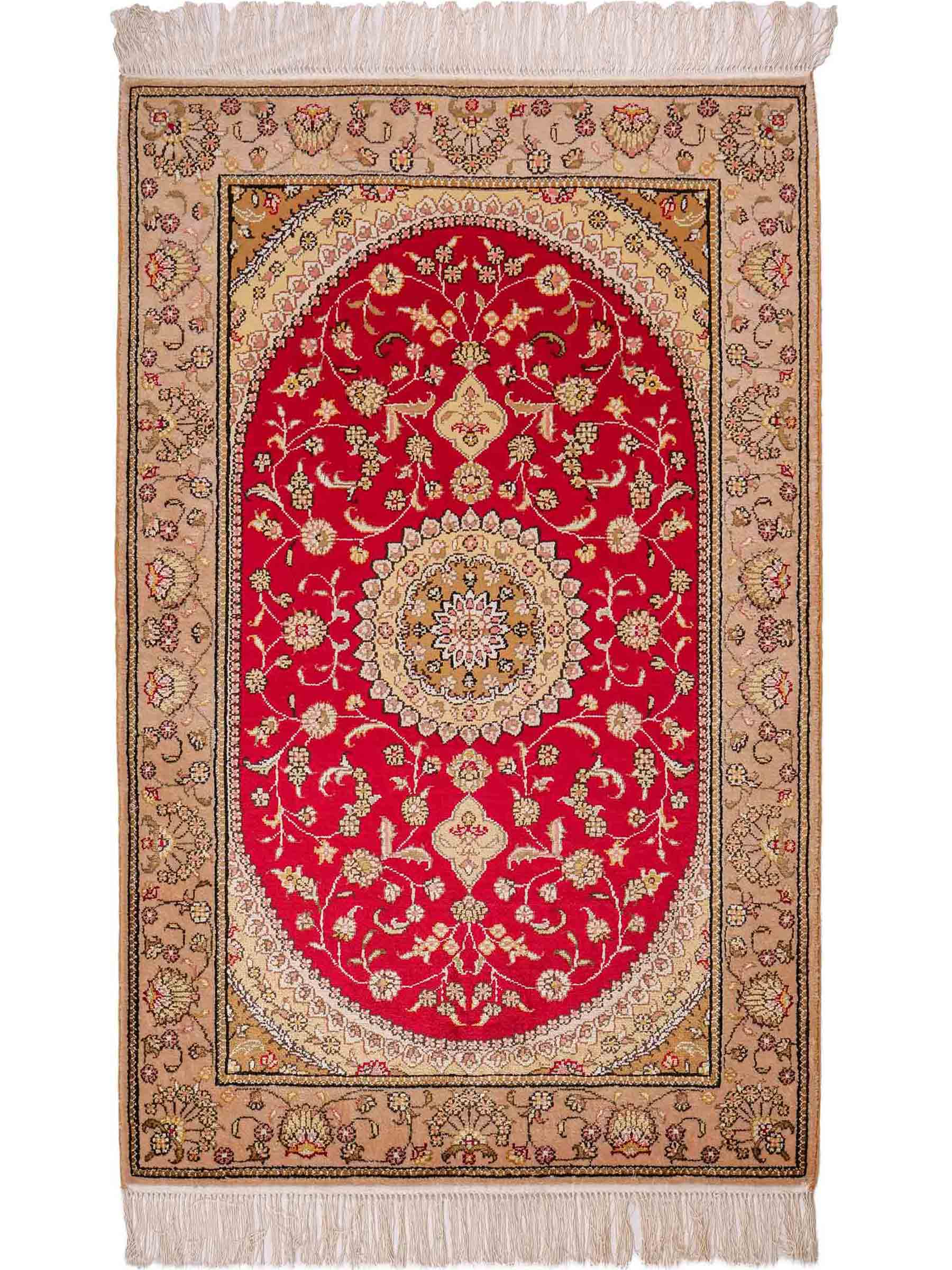 Feiner, handgeknüpfter, chinesischer Orientteppich mit Nain Design aus Kunstseide, rot, beige, gold, creme. 121x78 cm. Verkauf durch Jupiter Intl.