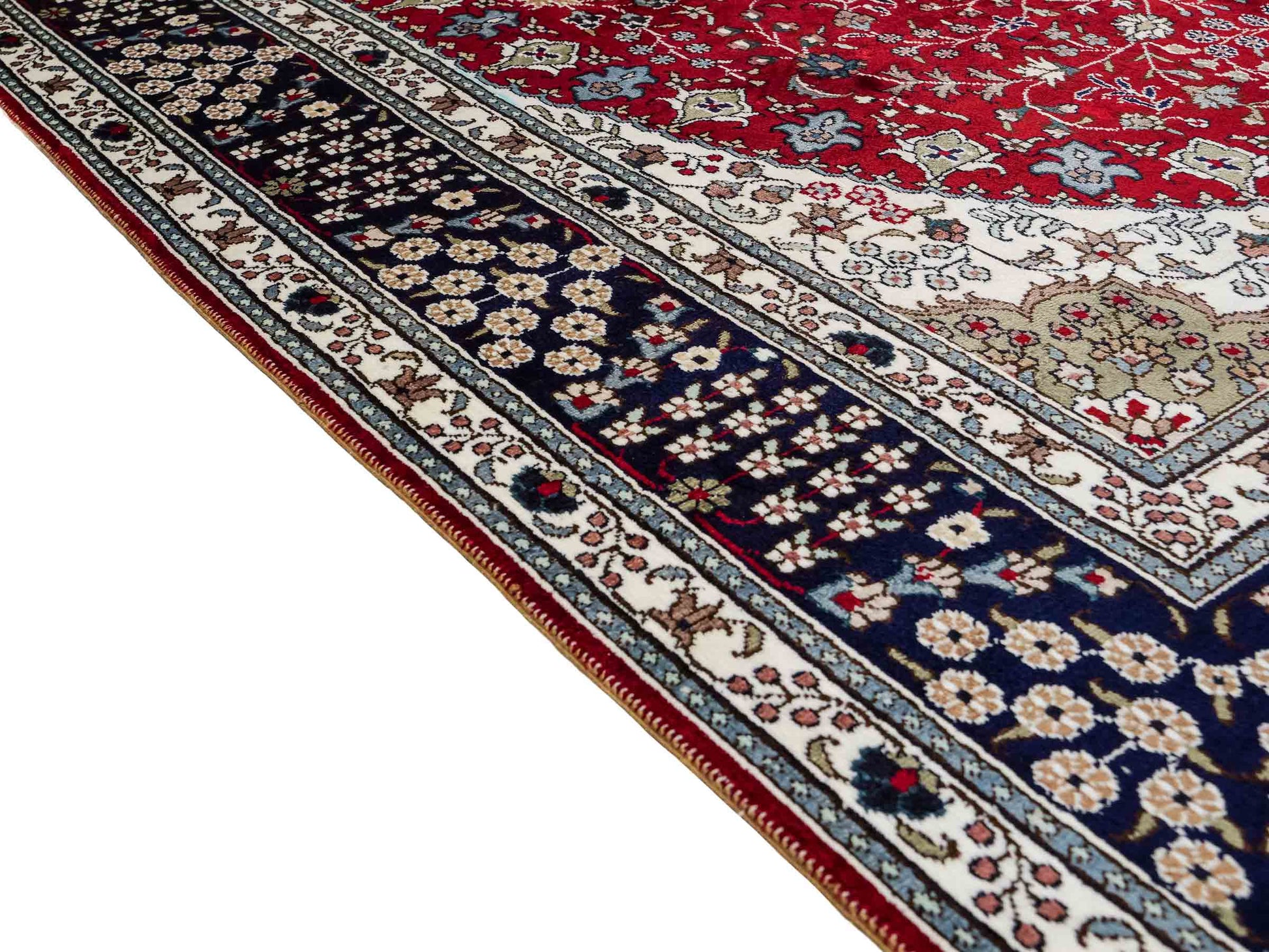 Feiner, handgeknüpfter, chinesischer Orientteppich mit Nain Design aus Kunstseide, rot, blau, creme. 246x152 cm. Verkauf durch Jupiter Intl.