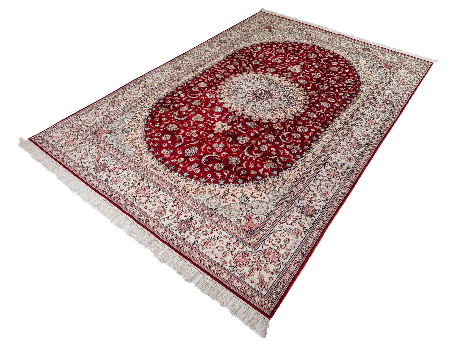 Feiner, handgeknüpfter, chinesischer Orientteppich mit Nain Design aus Kunstseide, rot, weiß, creme. 263x180 cm. Verkauf durch Jupiter Intl.