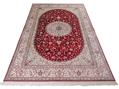 Feiner, handgeknüpfter, chinesischer Orientteppich mit Nain Design aus Kunstseide, rot, weiß, creme. 263x180 cm. Verkauf durch Jupiter Intl.