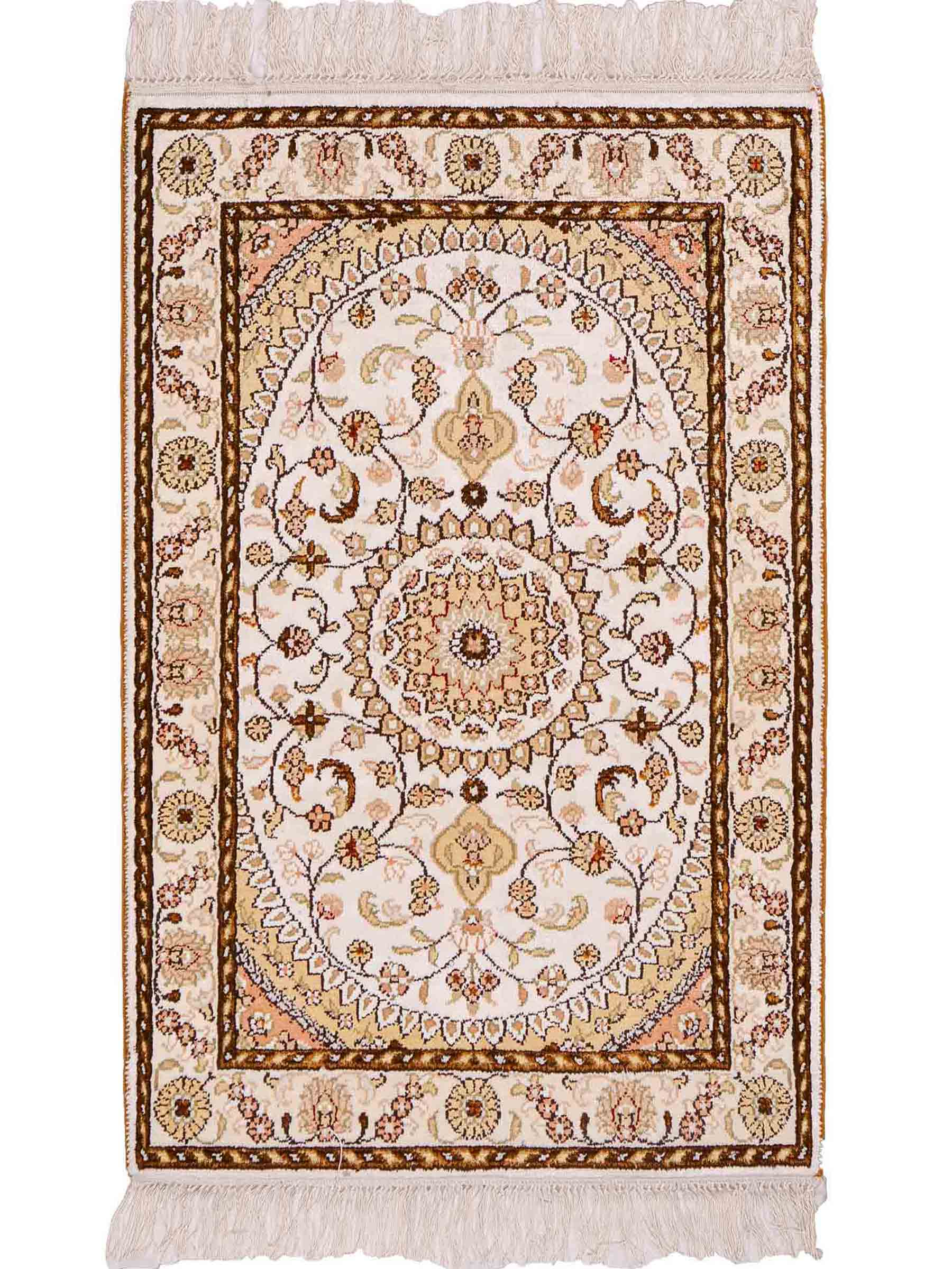 Feiner, handgeknüpfter, chinesischer Orientteppich mit Nain Design aus Kunstseide, weiß, creme, gold. 88x59 cm. Verkauf durch Jupiter Intl.