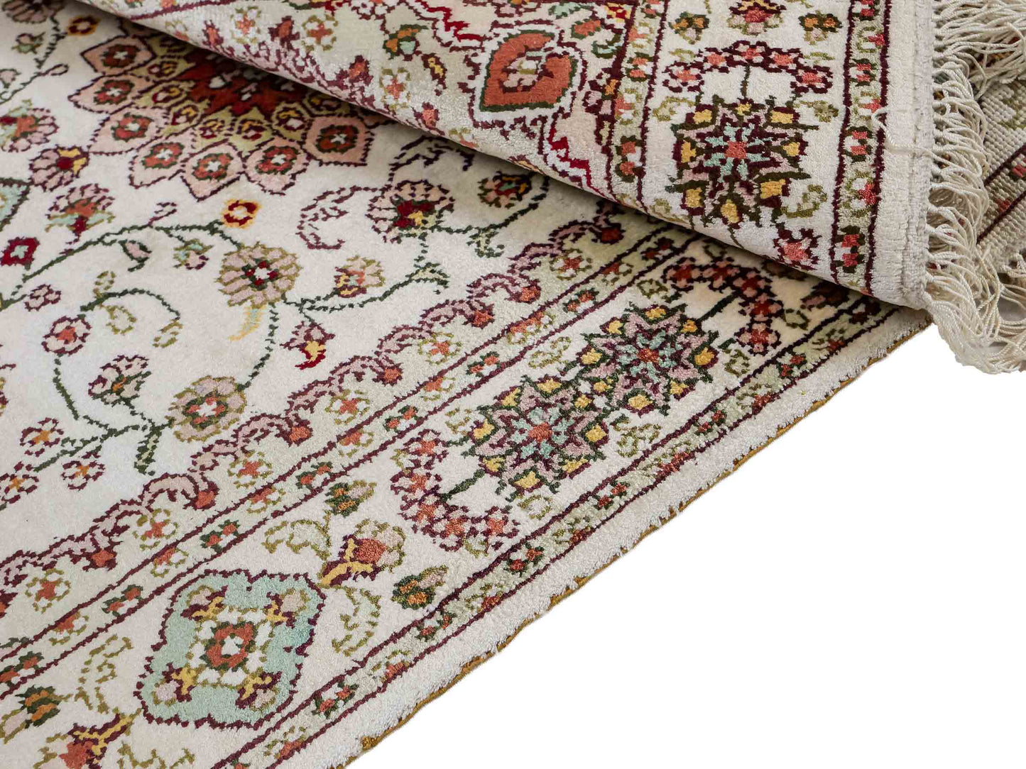 Feiner, handgeknüpfter, chinesischer Orientteppich mit Nain Design aus Kunstseide, creme, weiß. 89x59 cm. Verkauf durch Jupiter Intl.