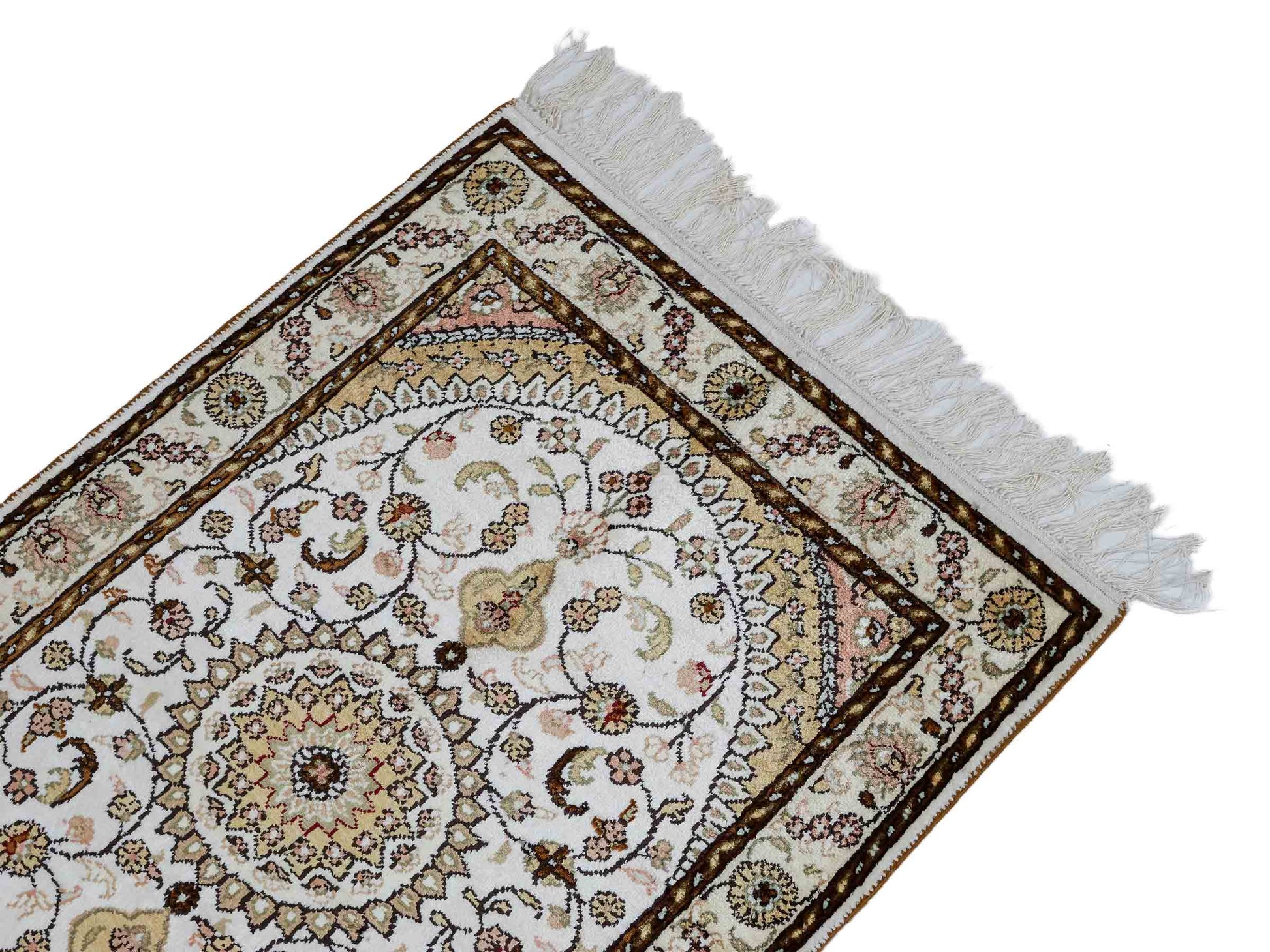 Feiner, handgeknüpfter, chinesischer Orientteppich mit Nain Design aus Kunstseide, weiß, creme, gold. 89x61 cm. Verkauf durch Jupiter Intl.