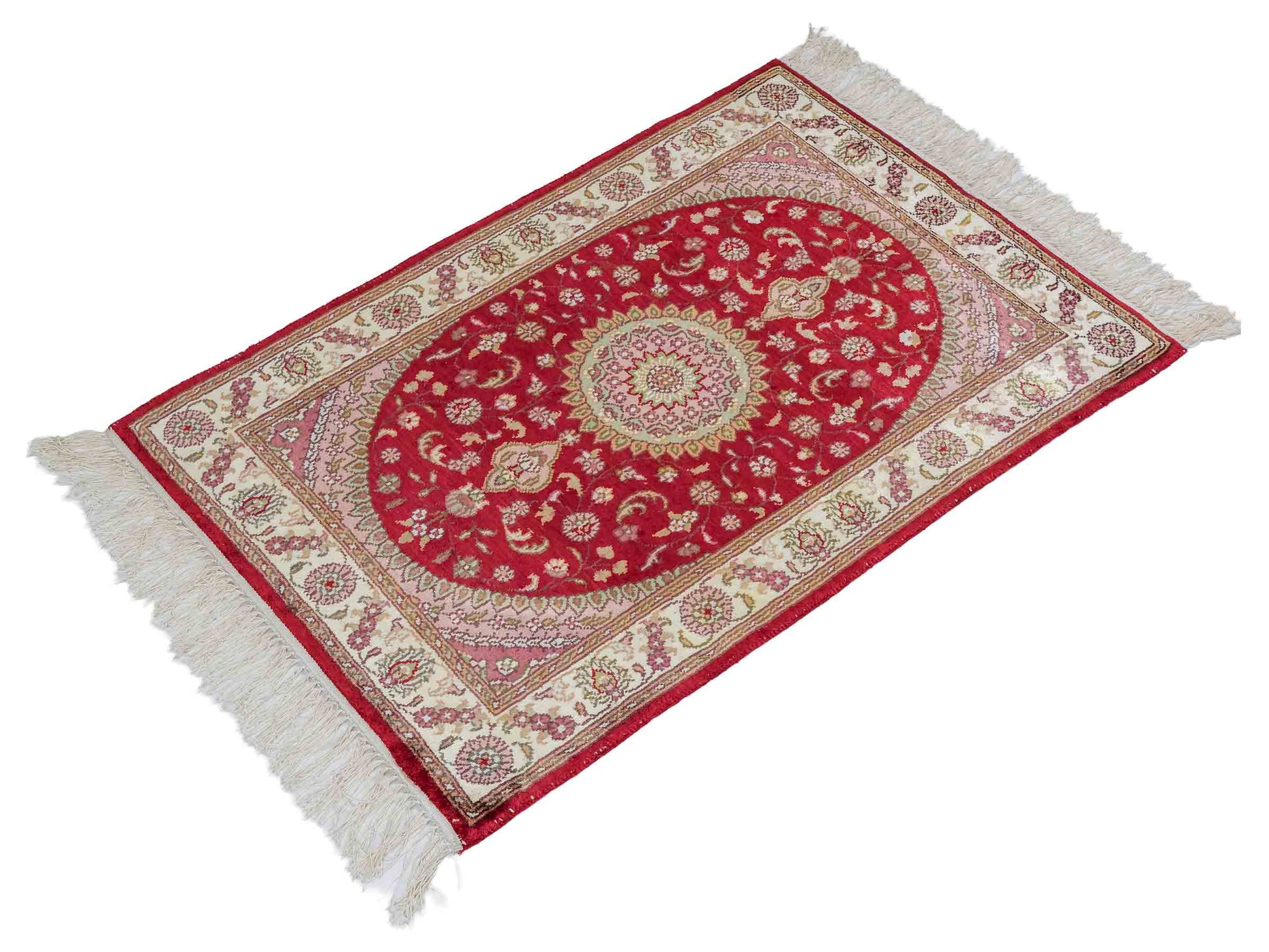 Feiner, handgeknüpfter, chinesischer Orientteppich mit Nain Design aus Kunstseide, rot, creme, weiß. 90x59 cm. Verkauf durch Jupiter Intl.