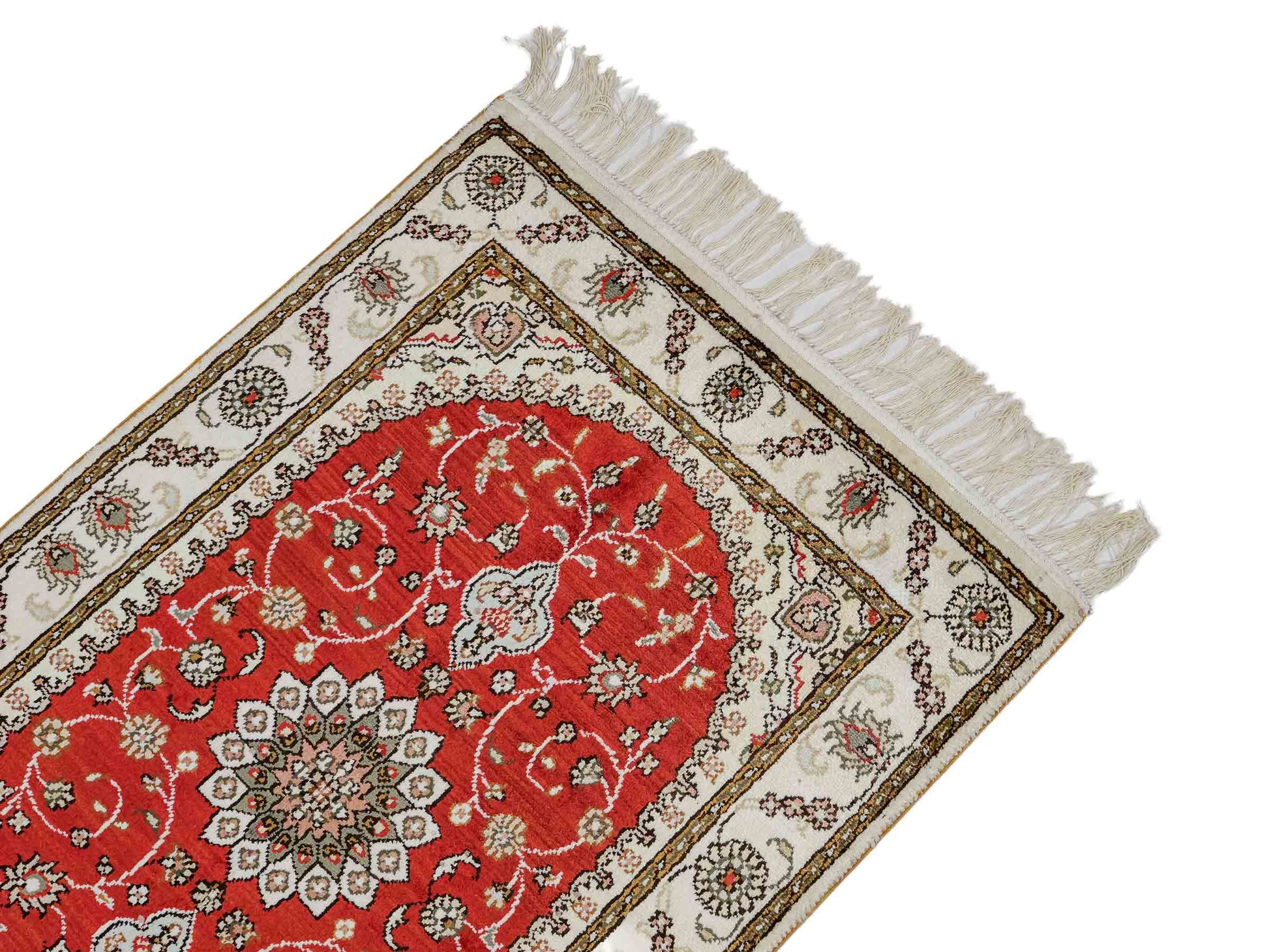 Feiner, handgeknüpfter, chinesischer Orientteppich mit Nain Design aus Kunstseide, rot, weiß, creme. 93x61 cm. Verkauf durch Jupiter Intl.