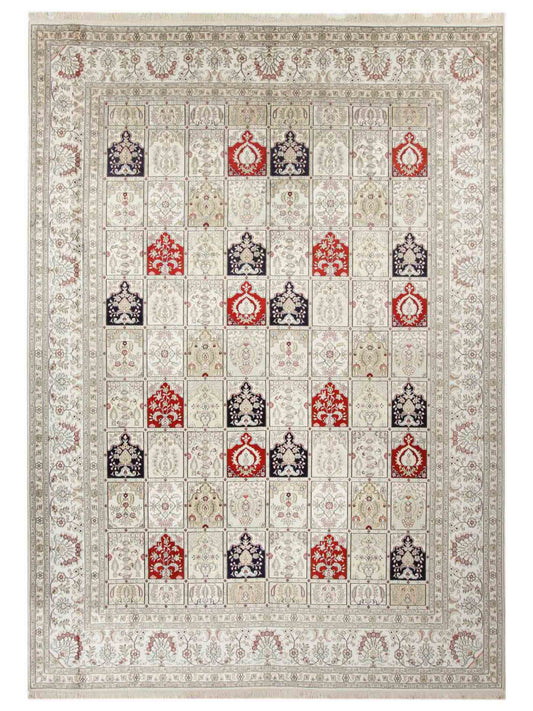Feiner, handgeknüpfter, chinesischer Orientteppich mit Hereke Design aus Viskose, creme, weiß, rot, blau. 363x277 cm. Verkauf durch Jupiter Intl.
