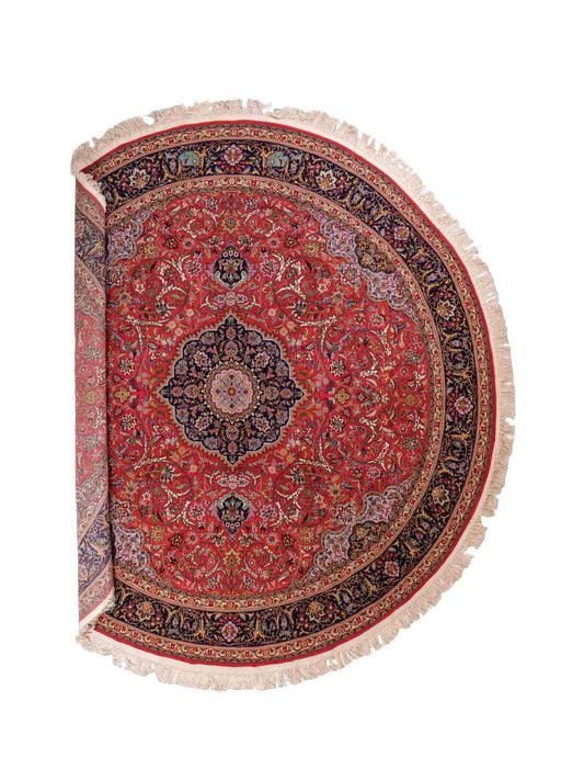 Sehr feiner, runder, handgeknüpfter Khademi Orientteppich mit Täbriz Design aus Wolle mit Seide, rot und blau. 275x275 cm. Vertrieb durch Jupiter Intl.