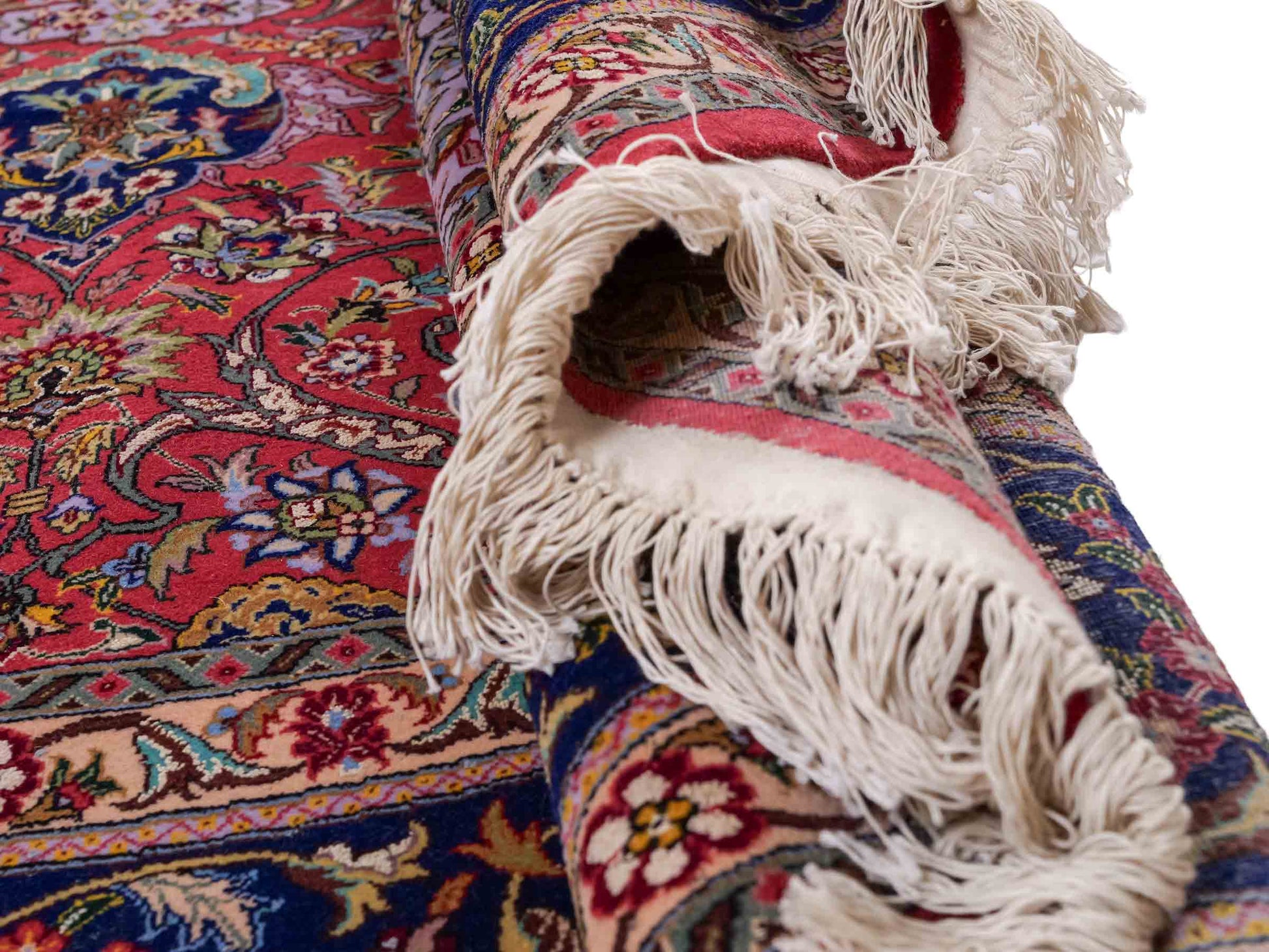 Sehr feiner, runder, handgeknüpfter Khademi Orientteppich mit Täbriz Design aus Wolle mit Seide, rot und blau. 275x275 cm. Vertrieb durch Jupiter Intl.