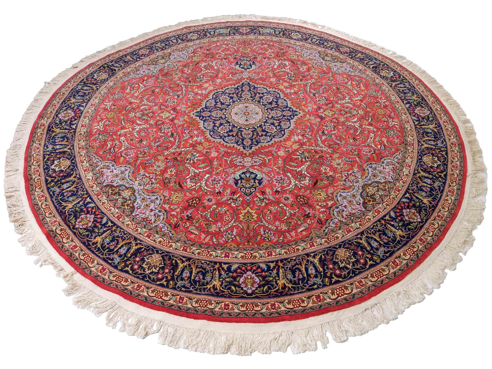 Sehr feiner, runder, handgeknüpfter Khademi Orientteppich mit Täbriz Design aus Wolle mit Seide, rot und blau. 275x275 cm. Vertrieb durch Jupiter Intl.
