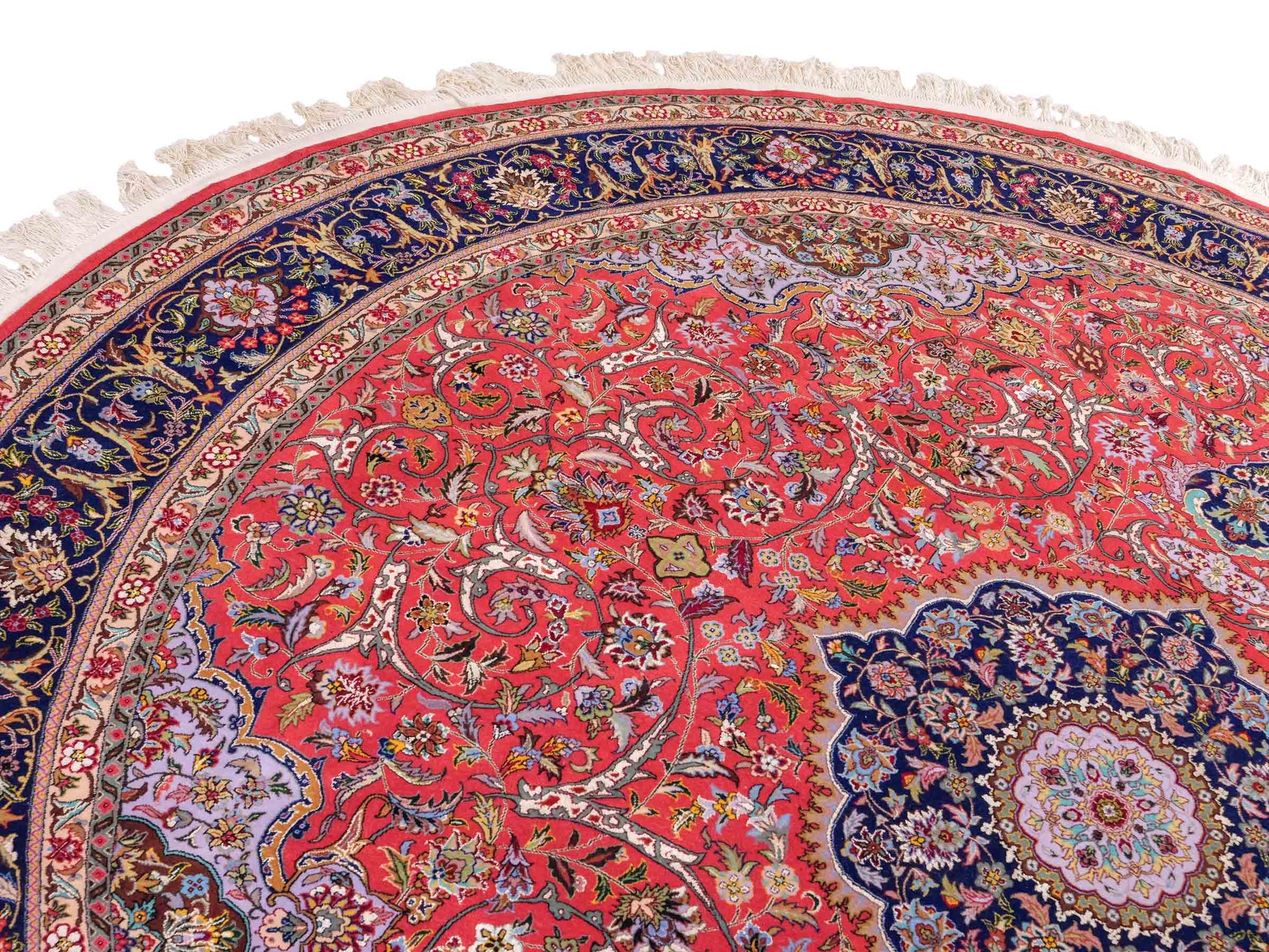 Sehr feiner, runder, handgeknüpfter Khademi Orientteppich mit Täbriz Design aus Wolle mit Seide, rot und blau. 275x275 cm. Vertrieb durch Jupiter Intl.