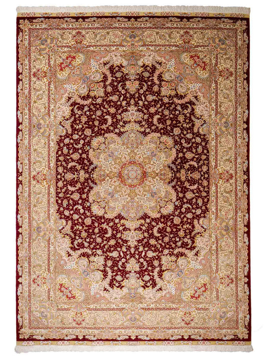 Sehr feiner, handgeknüpfter Khademi Orientteppich mit Täbriz Design aus Wolle mit Seide, creme, gold, rot. 294x207 cm. Vertrieb durch Jupiter Intl.