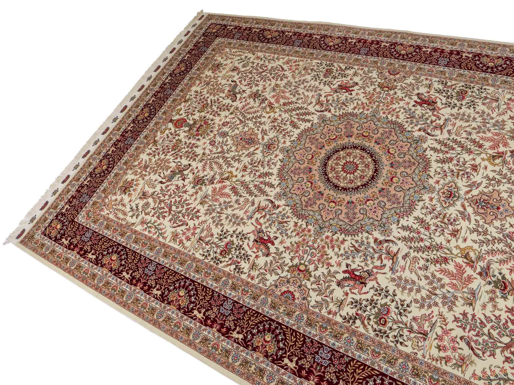 Sehr feiner, handgeknüpfter Khademi Orientteppich mit Täbriz Design aus Wolle mit Seide, creme, weiß, rot. 306x208 cm. Vertrieb durch Jupiter Intl.