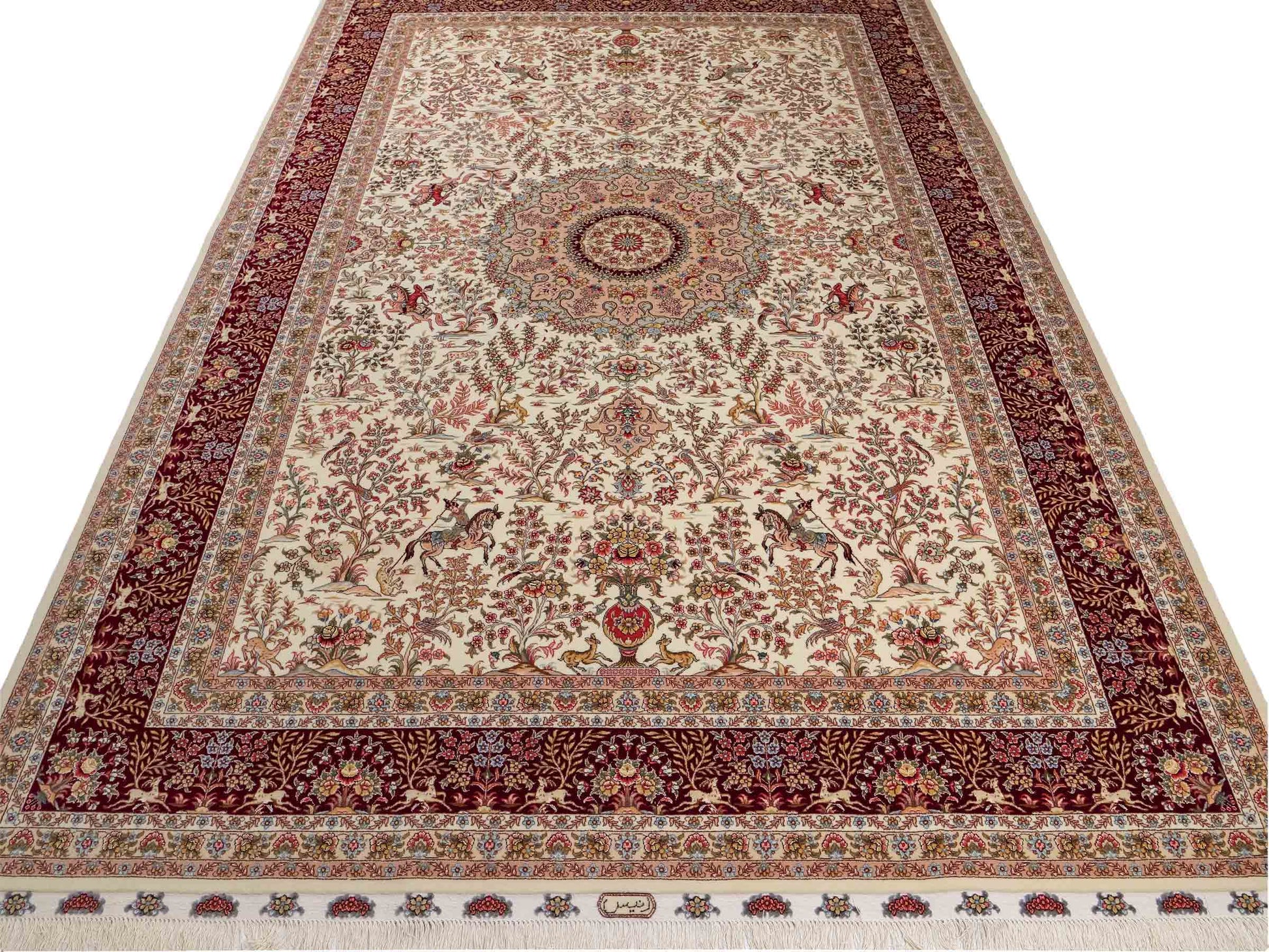 Sehr feiner, handgeknüpfter Khademi Orientteppich mit Täbriz Design aus Wolle mit Seide, creme, weiß, rot. 306x208 cm. Vertrieb durch Jupiter Intl.