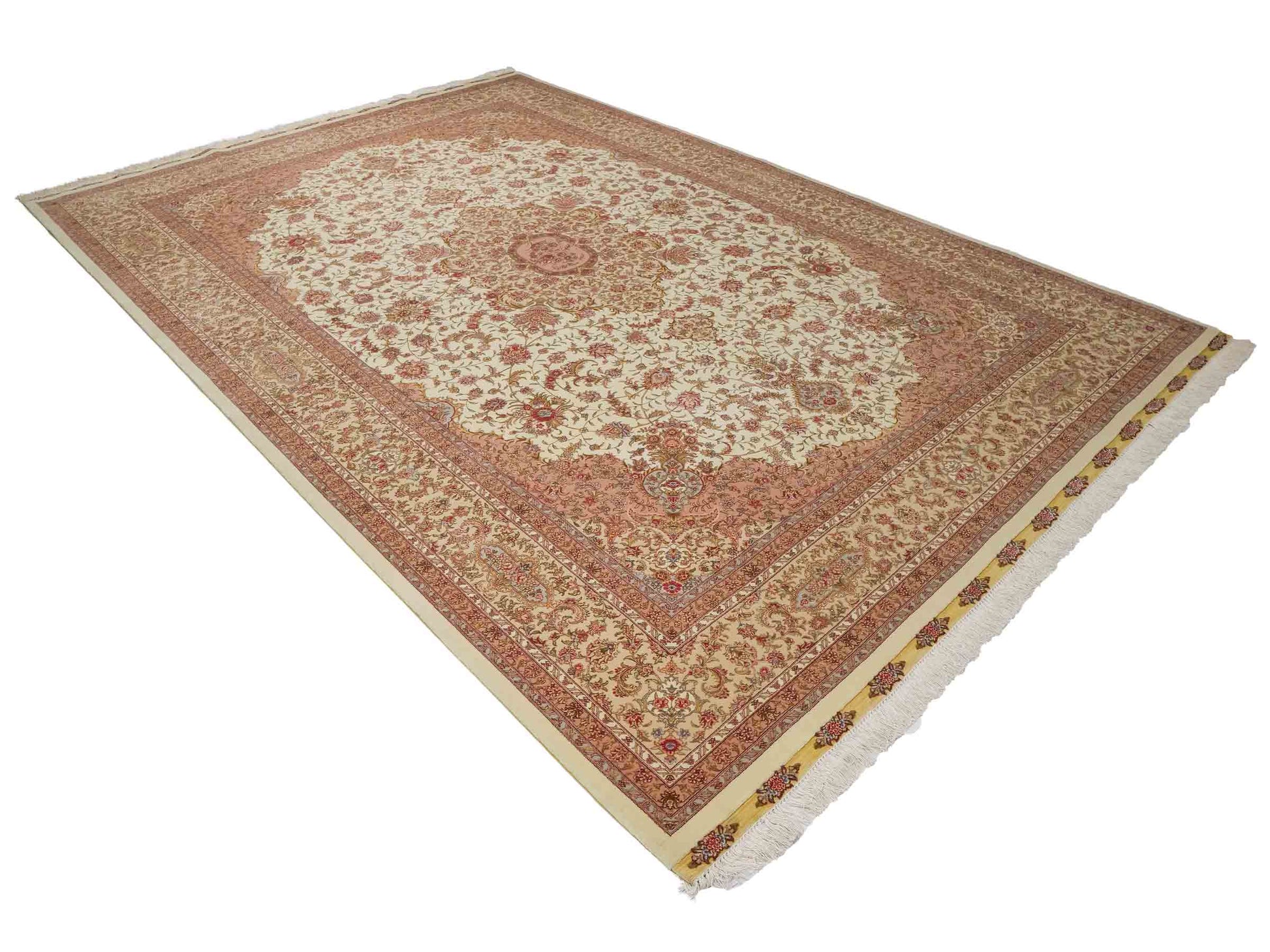 Sehr feiner, handgeknüpfter Khademi Orientteppich mit Täbriz Design aus Wolle mit Seide, creme, beige. 308x207 cm. Vertrieb durch Jupiter Intl.