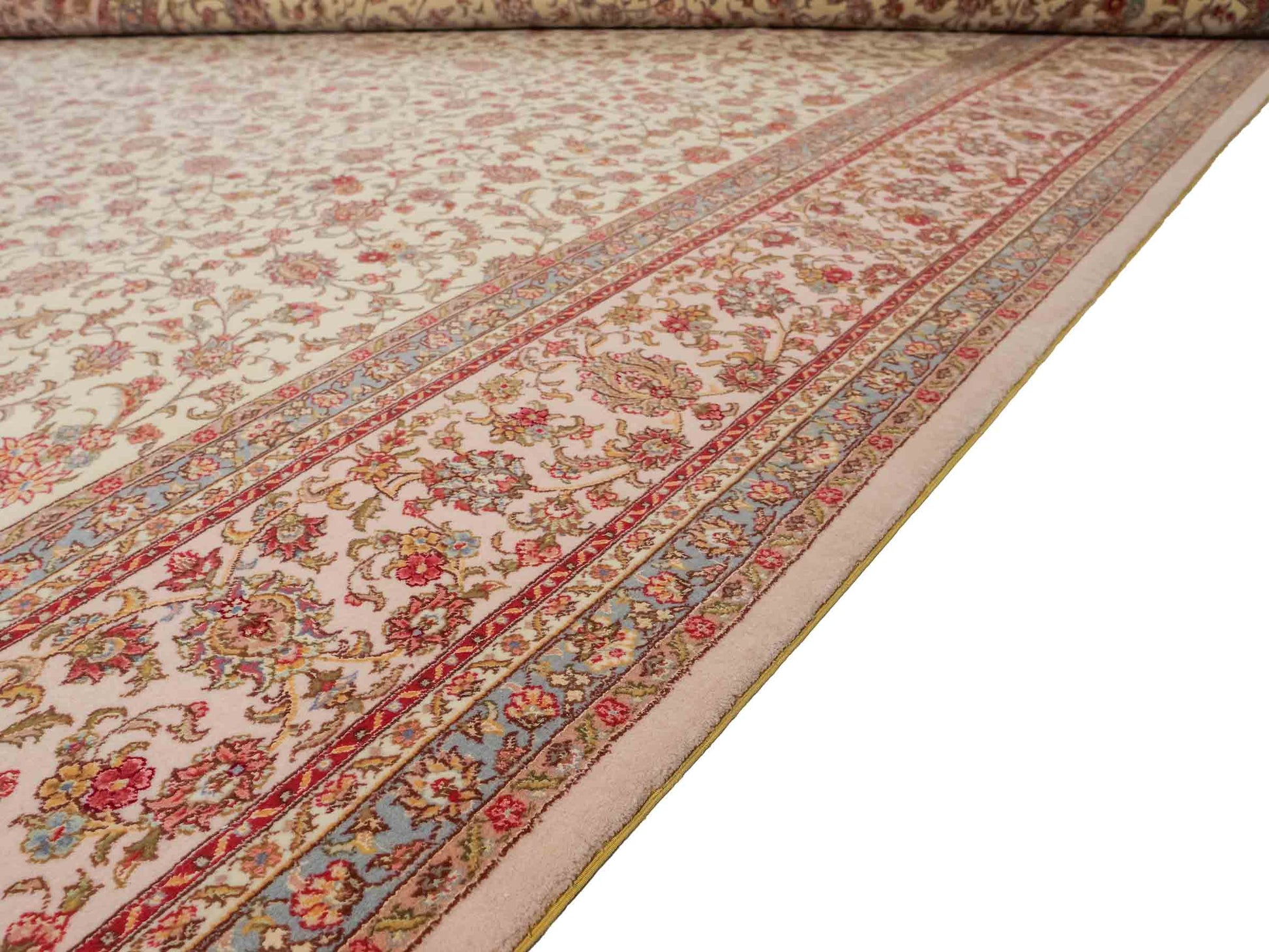Sehr feiner, handgeknüpfter Khademi Orientteppich mit Täbriz Design aus Wolle mit Seide, creme, weiß, blau. 311x207 cm. Vertrieb durch Jupiter Intl.