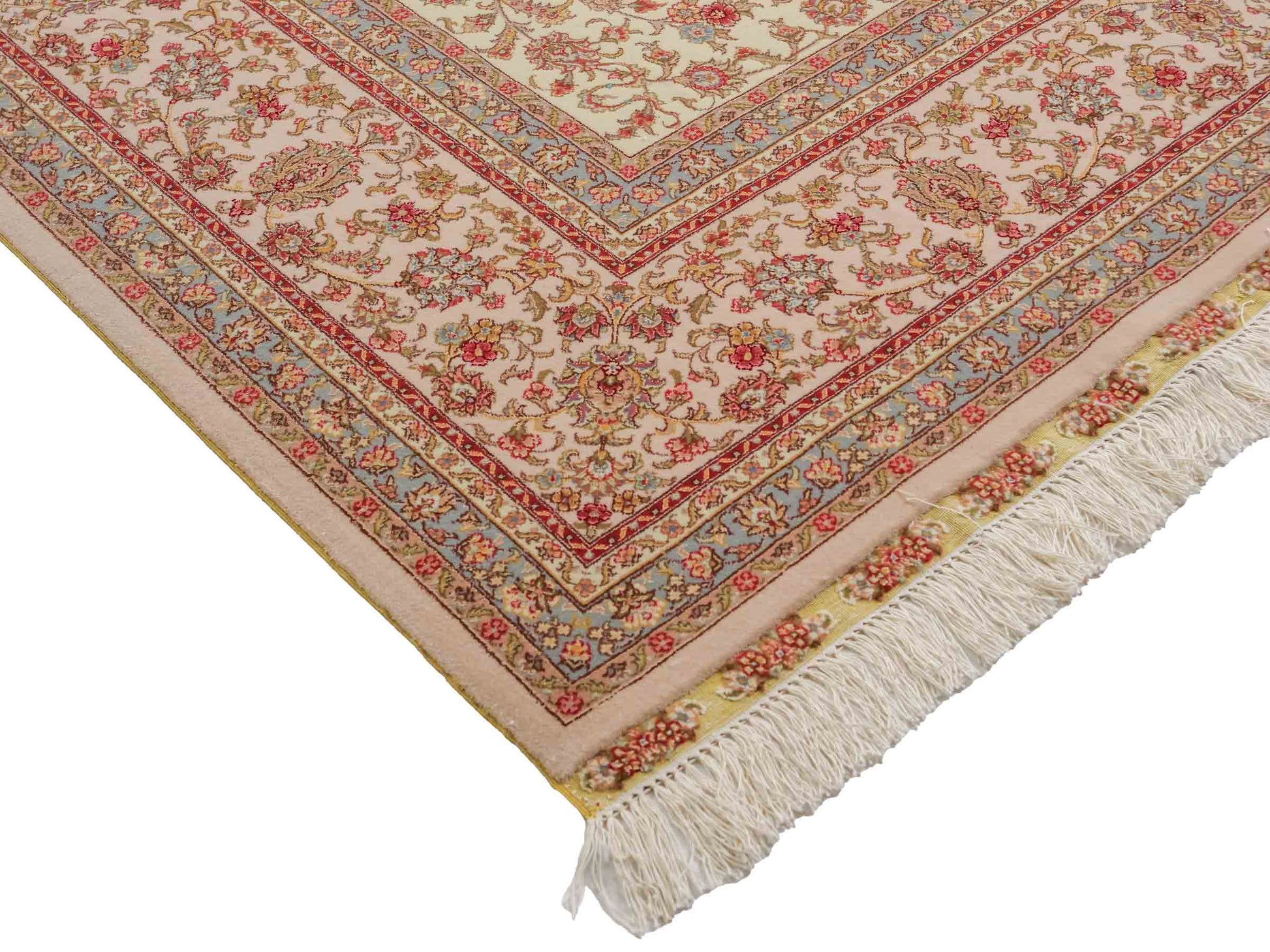 Sehr feiner, handgeknüpfter Khademi Orientteppich mit Täbriz Design aus Wolle mit Seide, creme, weiß, blau. 311x207 cm. Vertrieb durch Jupiter Intl.