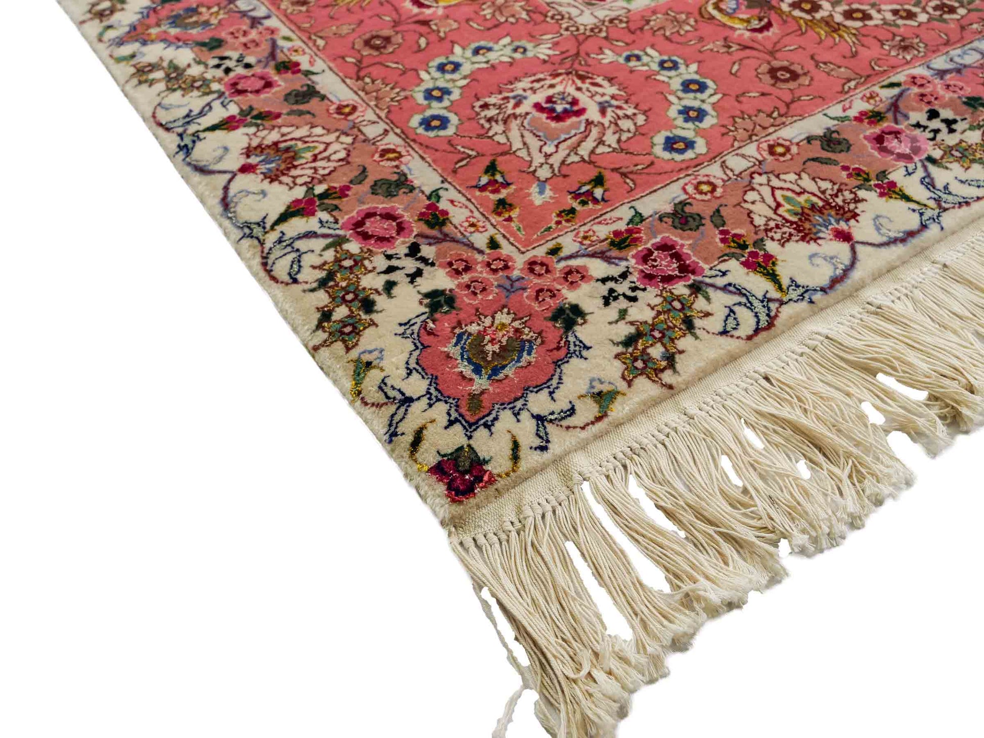Sehr feiner, handgeknpüfter Khademi Orientteppich mit Täbriz Design aus Wolle mit Seide, creme, rosa. 311x254 cm. Vertrieb durch Jupiter Intl.