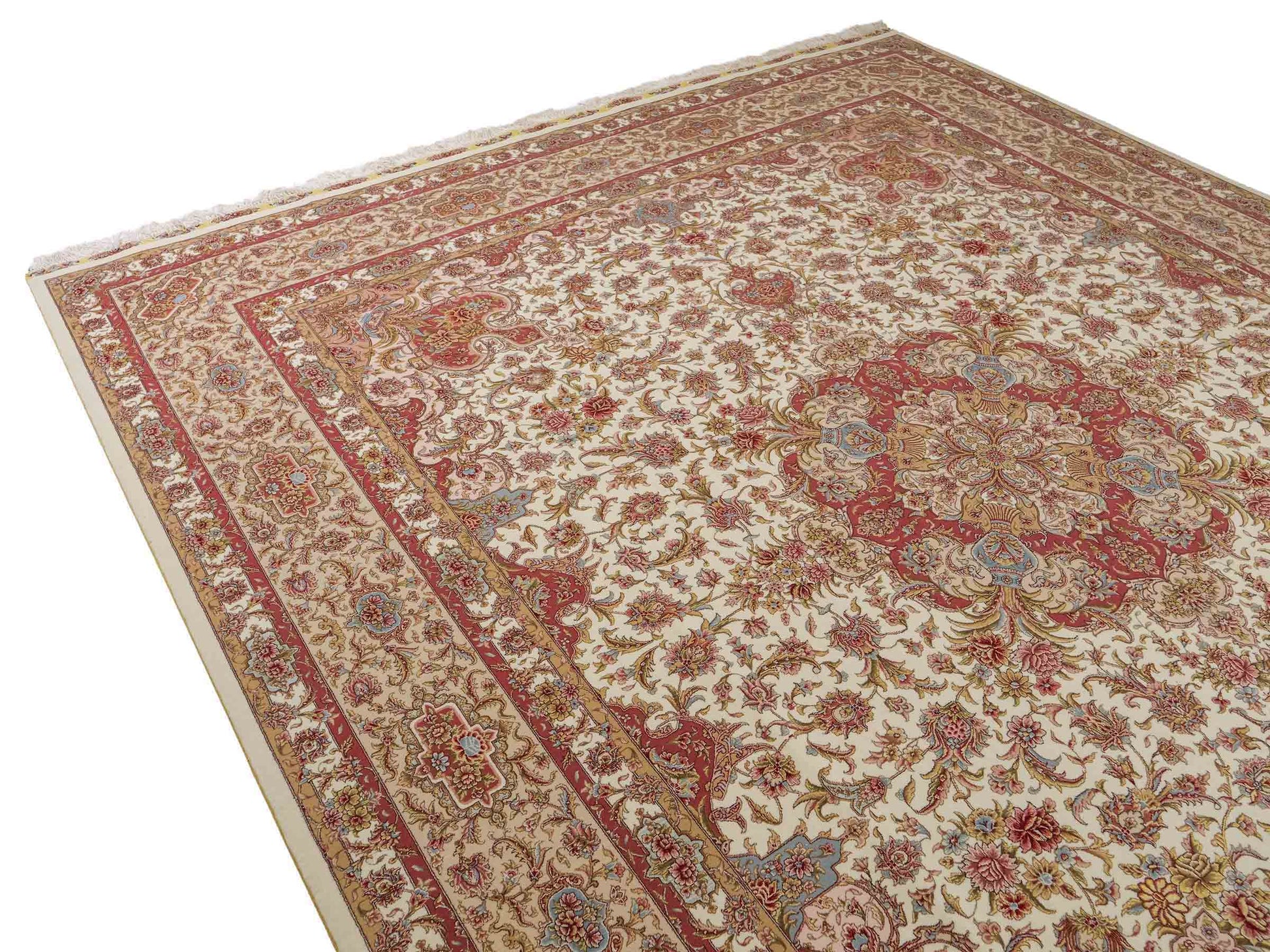 Sehr feiner, handgeknüpfter Khademi Orientteppich mit Täbriz Design aus Wolle mit Seide, creme,  rosa. 312x252 cm. Vertrieb durch Jupiter 