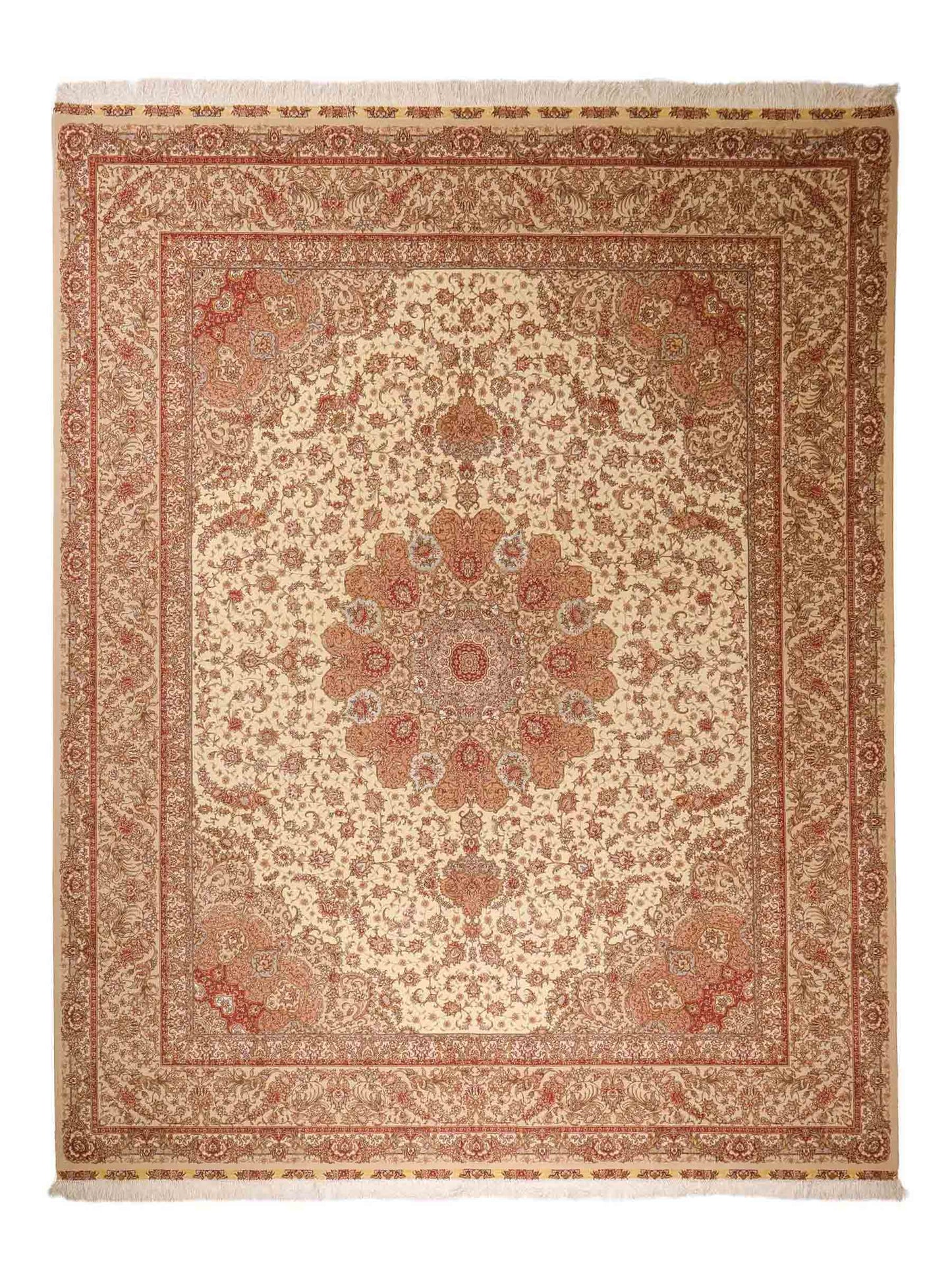 Sehr feiner, handgeknüpfter Khademi Orientteppich mit Täbriz Design aus Wolle mit Seide, creme, rosa. 313x253 cm. Vertrieb durch Jupiter Intl.