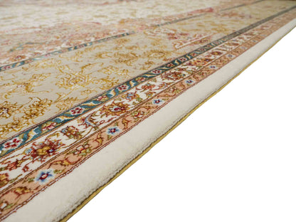 Sehr feiner, hangeknüpfter Khademi Orientteppich mit Täbriz Design aus Wolle mit Seide, creme, beige, gold. 358x258 cm. 358x258 cm. Vertrieb durch Jupiter Intl.