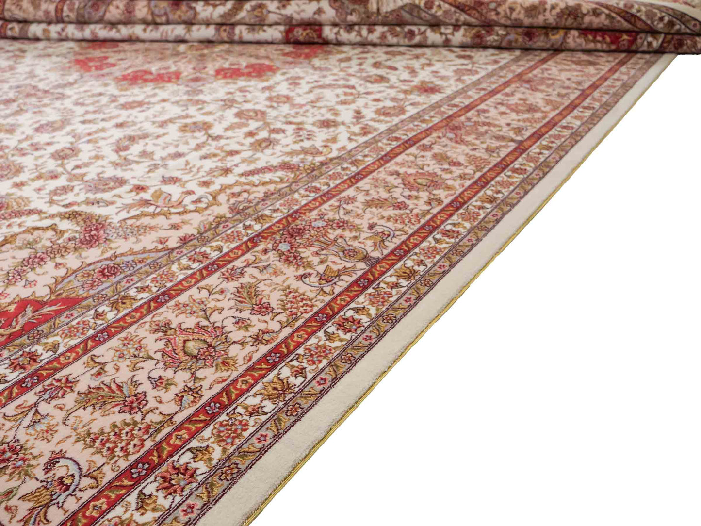 Sehr feiner, handgeknüpfter Khademi Orientteppich mit Täbriz Design aus Wolle mit Seide, creme. 360x258 cm. Vertrieb durch Jupiter Intl.