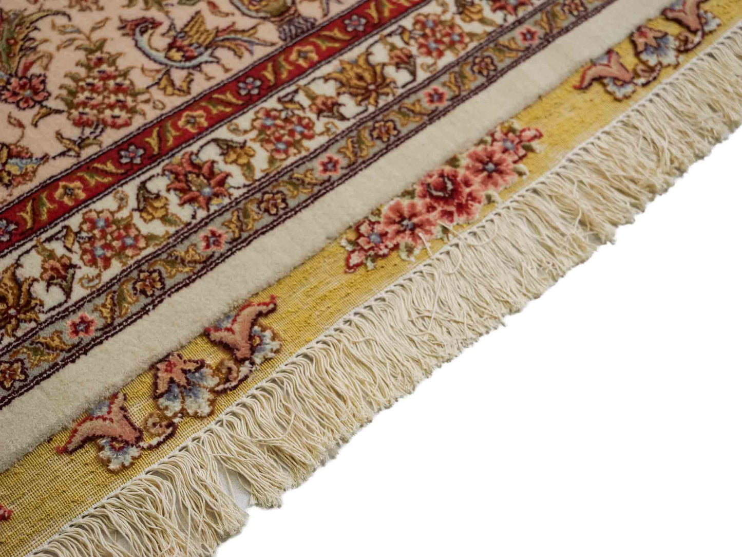 Sehr feiner, handgeknüpfter Khademi Orientteppich mit Täbriz Design aus Wolle mit Seide, creme. 362x257 cm. Vertrieb durch Jupiter Intl.