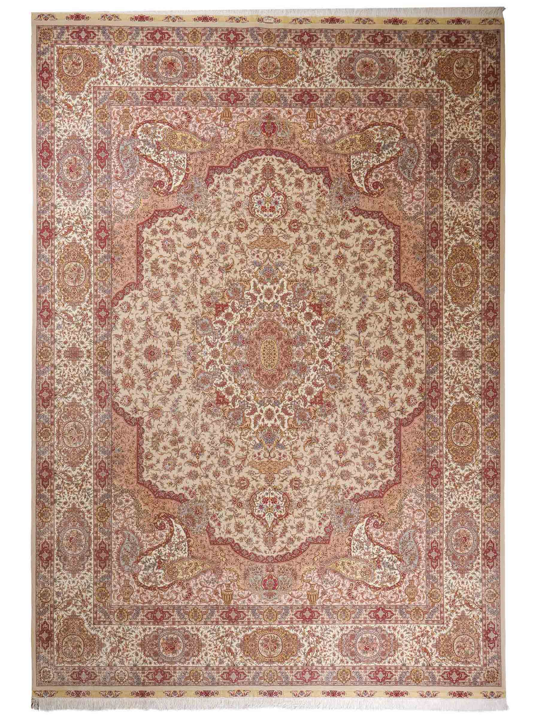 Sehr feiner, handgeknüpfter Khademi Orientteppich mit Täbriz Design aus Wolle mit Seide, creme, grün. 367x275 cm. Verkauf durch Jupiter Intl.