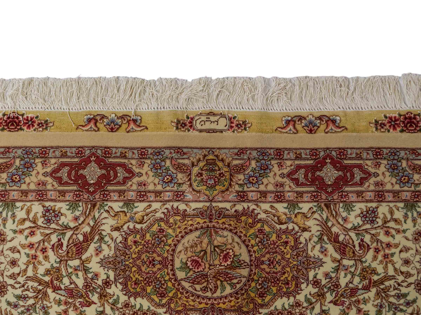 Sehr feiner, handgeknüpfter Khademi Orientteppich mit Täbriz Design aus Wolle mit Seide, creme, grün. 367x275 cm. Verkauf durch Jupiter Intl.