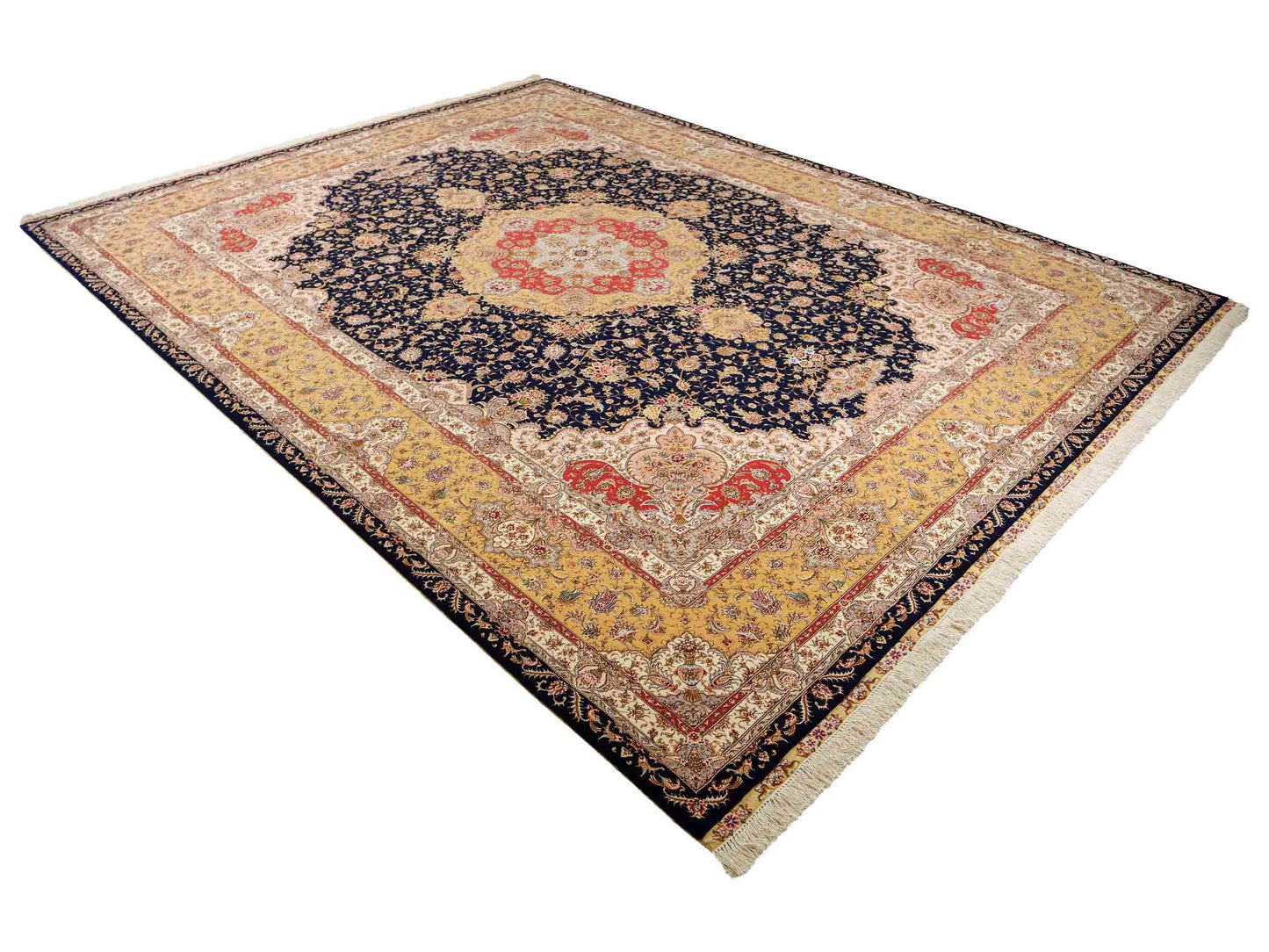 Sehr feiner, handgeknüpfter Khademi Orientteppich mit Täbriz Design aus Wolle mit Seide, blau, gelb. 361x275 cm. Vertrieb durch Jupiter Intl.