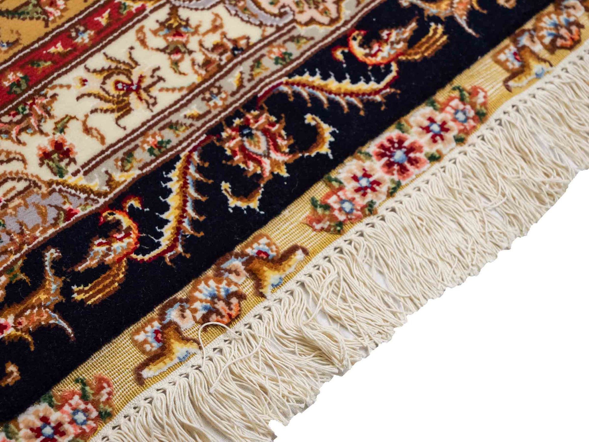Sehr feiner, handgeknüpfter Khademi Orientteppich mit Täbriz Design aus Wolle mit Seide, blau, gelb. 361x275 cm. Vertrieb durch Jupiter Intl.