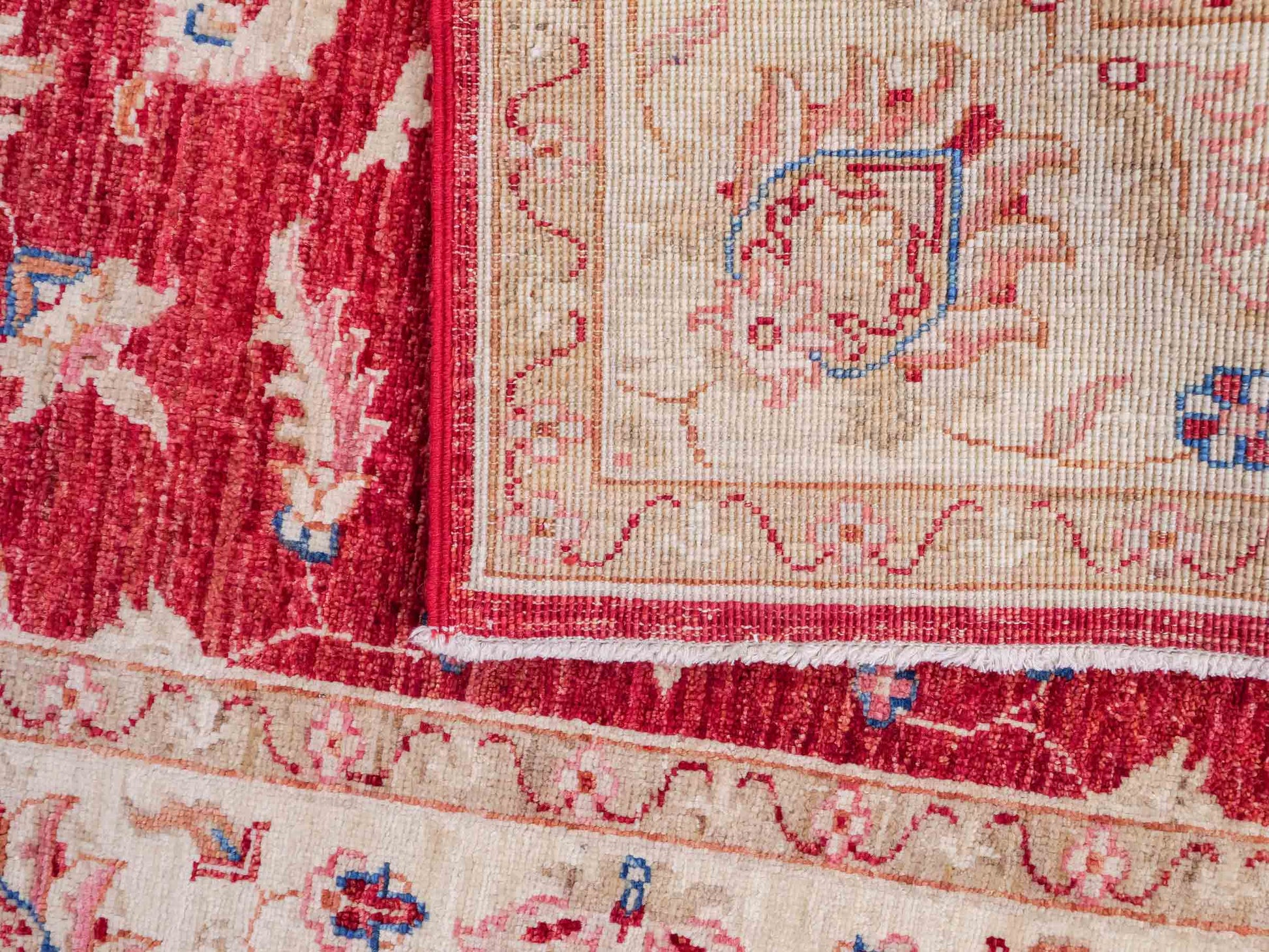 Feiner, handgeknüpfter Ziegler Farahan Chobi Orientteppich aus reiner Wolle mit Allover-Muster von Khademi. Größe: 197 x 154 cm. Farbe: Rot, gold. RB3-1882. Ursprung: Afghanistan. Verkauf durch JUPITER Intl.
