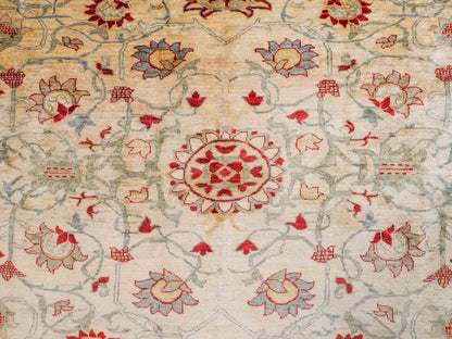 Handgeknüpfter, afghanischer Ziegler Farahan Orientteppich aus Wolle von Khademi. Größe: 257 x 244 cm. Farbe: Beige, rot. Verkauf durch JUPITER Intl.