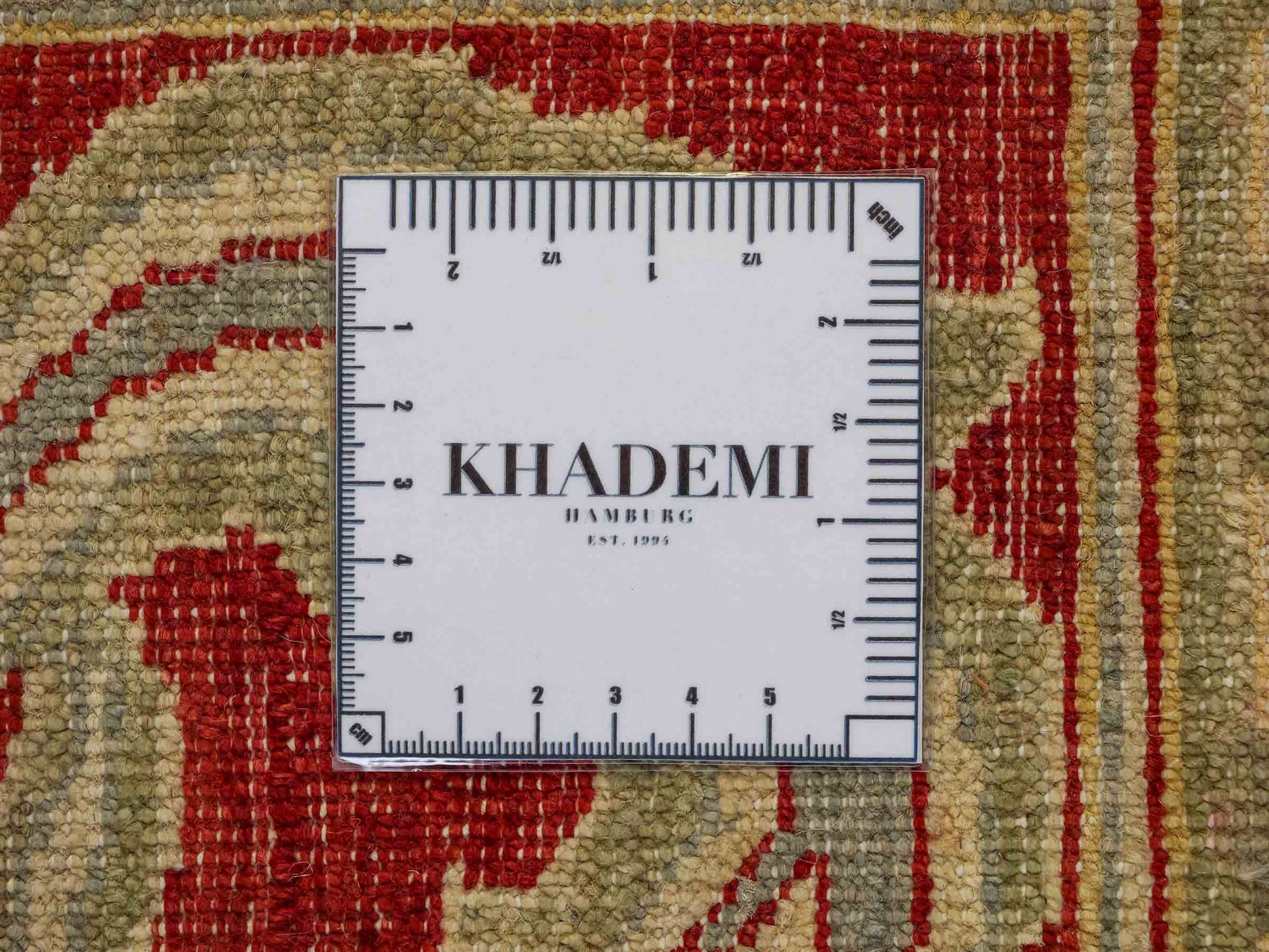 Handgeknüpfter, afghanischer Ziegler Farahan Orientteppich aus Wolle von Khademi. Größe: 257 x 244 cm. Farbe: Beige, rot. Verkauf durch JUPITER Intl.