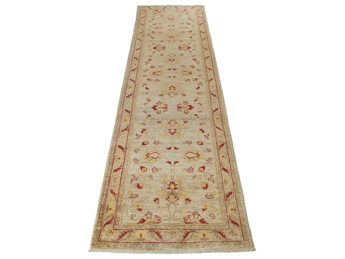 Feiner, handgeknüpfter afghanischer Ziegler-Teppich aus Wolle von Khademi. Farben: Cremeweiß, gold. Größe: 297 x 80 cm. Vertrieb durch JUPITER Intl.