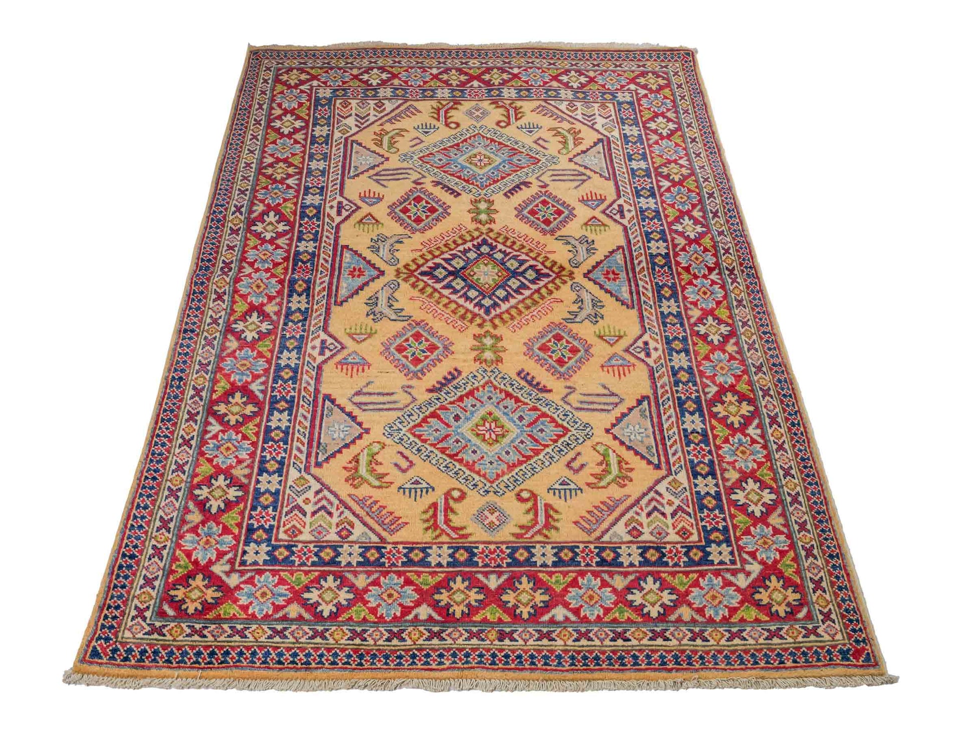 Feiner, handgeknüpfter Ziegler Kazak Chobi Orientteppich aus reiner Wolle mit geometrischem Medaillon-Muster von Khademi. Größe: 178 x 122 cm. Farbe: Gelb, gold, beige. RB3-B2675. Ursprung: Afghanistan. Verkauf durch JUPITER Intl.