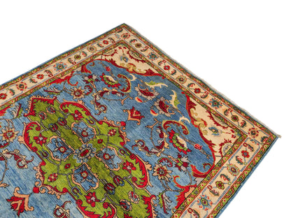 Feiner, handgeknüpfter Ziegler Kazak Chobi Orientteppich aus reiner Wolle mit geometrischem Medaillon-Muster von Khademi. Größe: 189 x 145 cm. Farbe: Blau. RB3-B2725. Ursprung: Afghanistan. Verkauf durch JUPITER Intl.