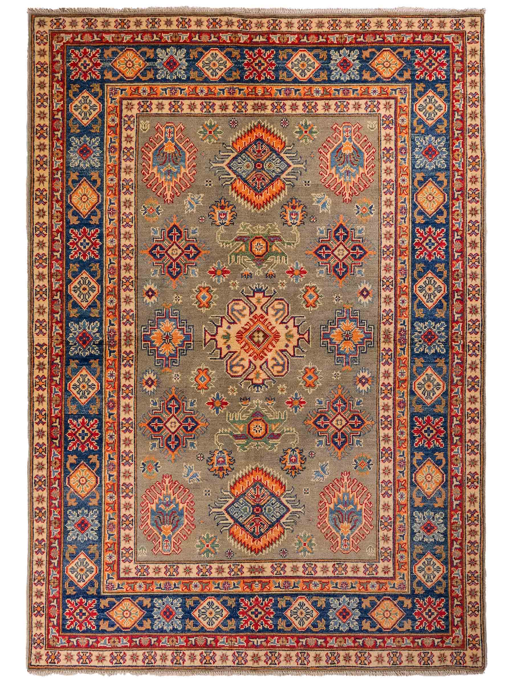 Feiner, handgeknüpfter Ziegler Kazak Chobi Orientteppich aus reiner Wolle mit geometrischem Allover-Muster von Khademi. Größe: 205 x 144 cm. Farbe: Grün. RB3-B1810. Ursprung: Afghanistan. Verkauf durch JUPITER Intl.