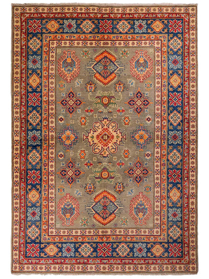 Feiner, handgeknüpfter Ziegler Kazak Chobi Orientteppich aus reiner Wolle mit geometrischem Allover-Muster von Khademi. Größe: 205 x 144 cm. Farbe: Grün. RB3-B1810. Ursprung: Afghanistan. Verkauf durch JUPITER Intl.