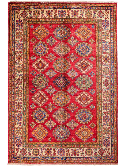 Handgeknüpfter, afghanischer Ziegler Orientteppich aus Wolle von Khademi. Größe: 206 x 148 cm. Farbe: Rot, cremeweiß. Verkauf durch JUPITER Intl.